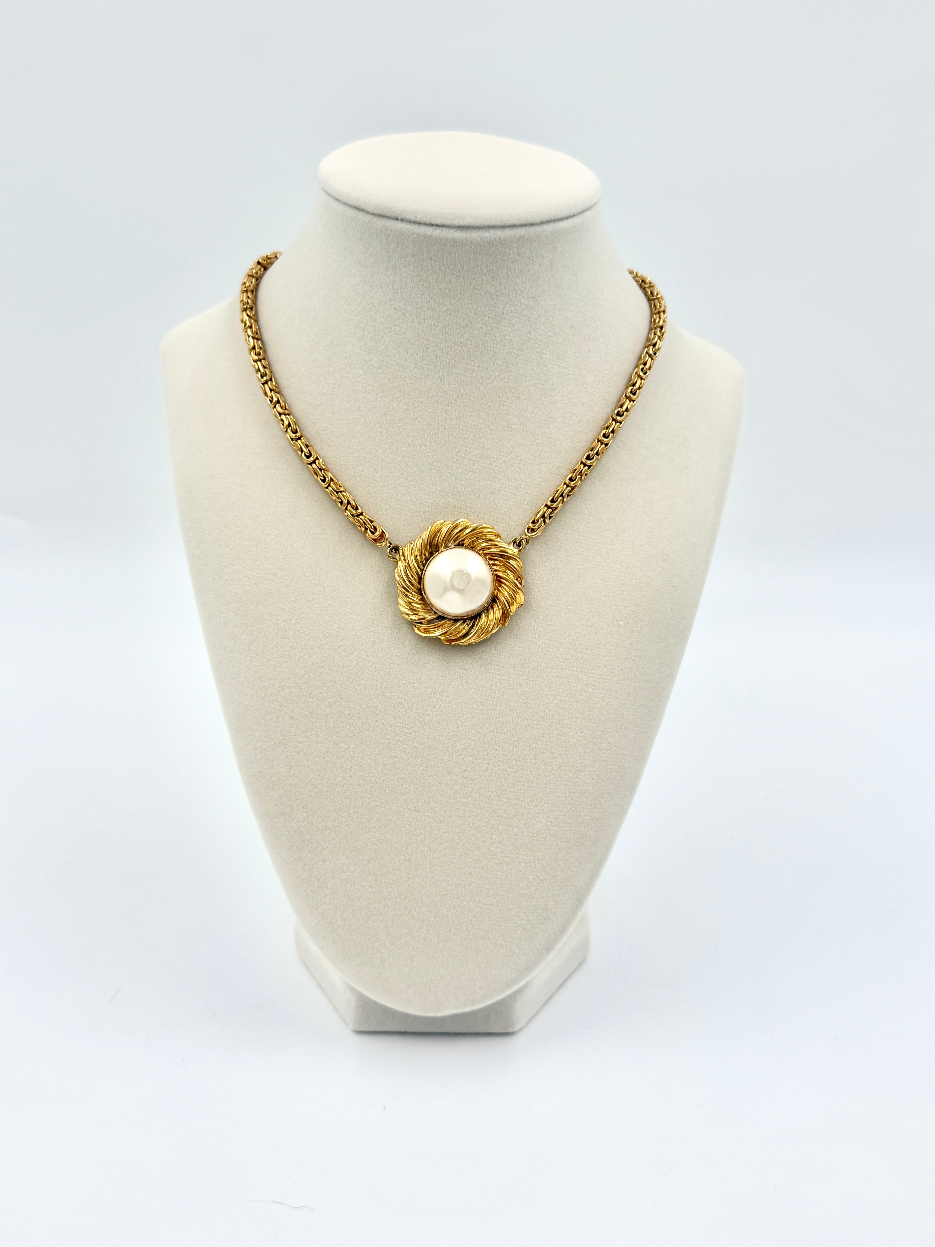 Chanel Vintage 31 Rue Cambon Medallion Bracelet - Pre Owned Authentic