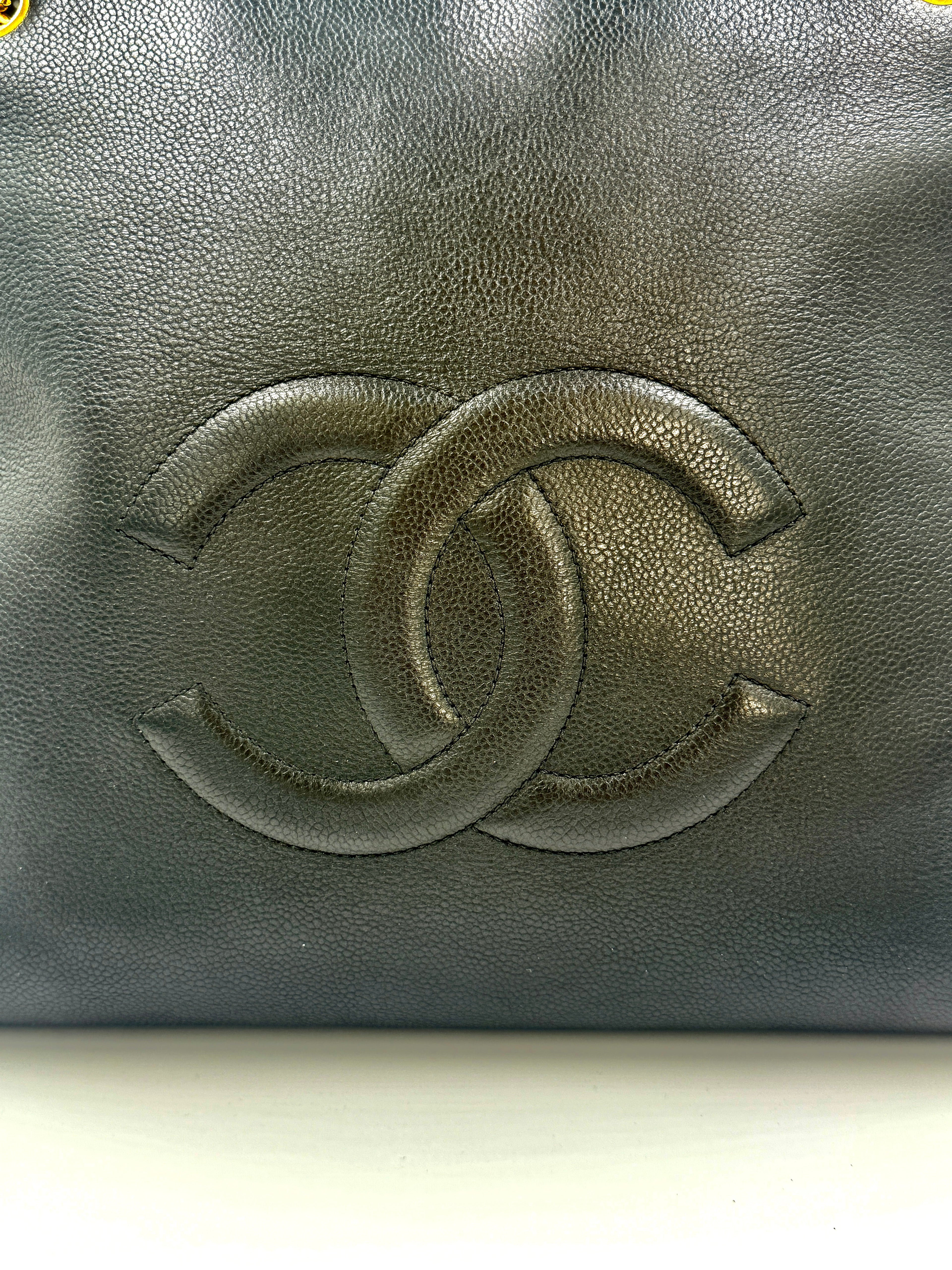 Chanel Caviar Leather CC Shoulder Bag Series 3 1994-1996 - Pre Owned Authentic