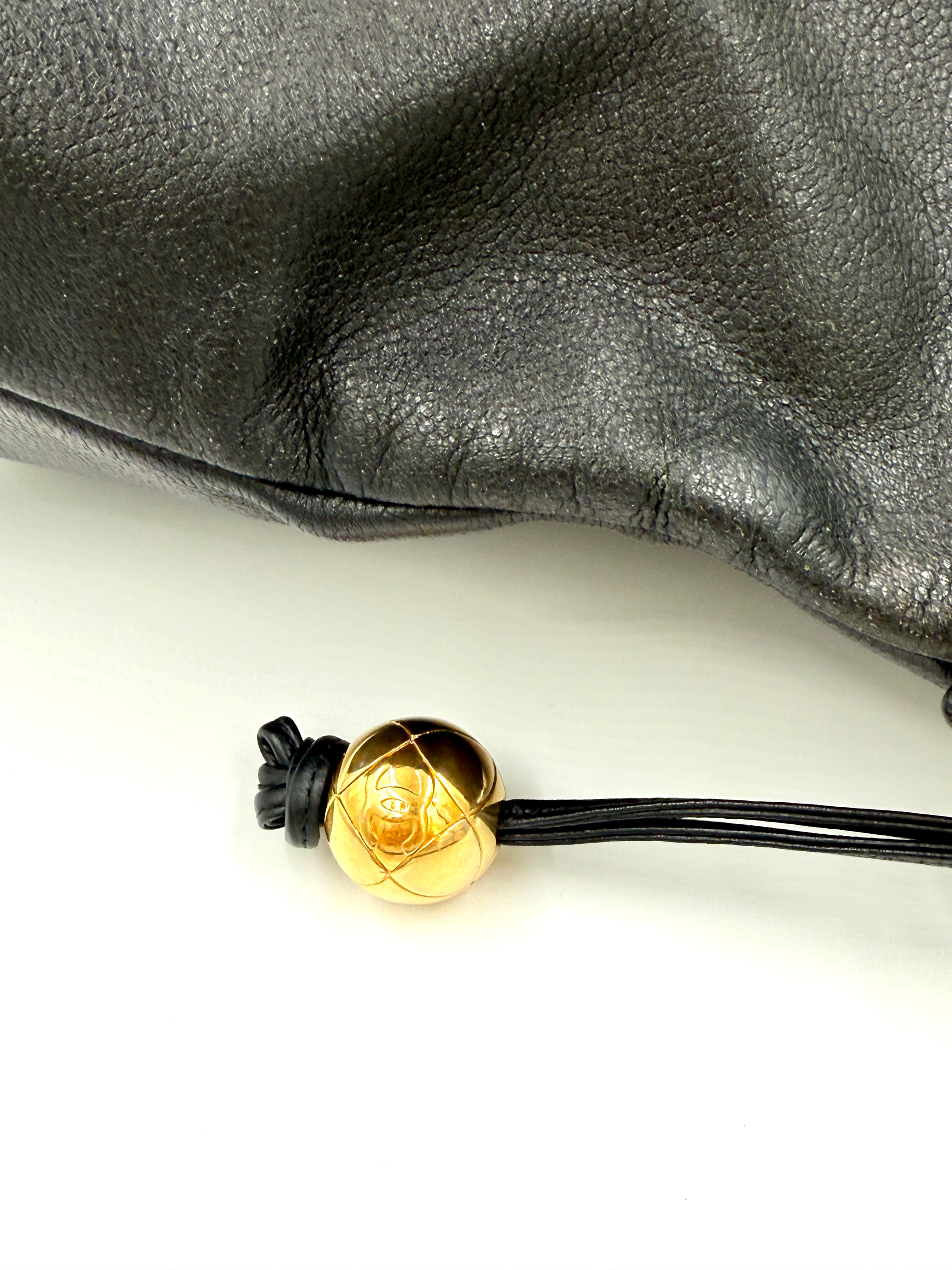 Chanel Caviar Leather CC Shoulder Bag Series 3 1994-1996 - Pre Owned Authentic