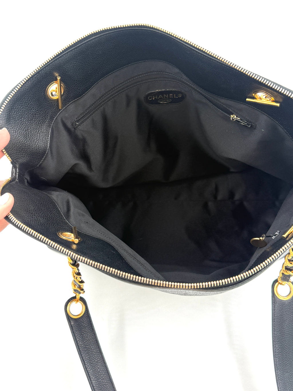 Chanel Caviar Leather CC Shoulder Bag Series 3 1994-1996 - Pre Owned Authentic