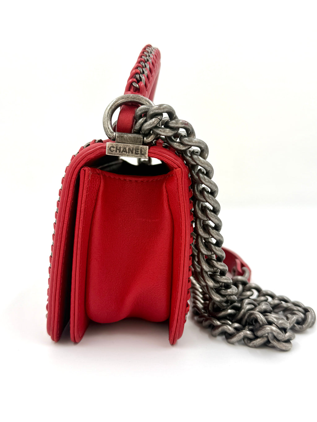 Chanel Boy Bag Small Red Chain Top Handle Lambskin Series 23 2016-2017 - Pre Owned Authentic