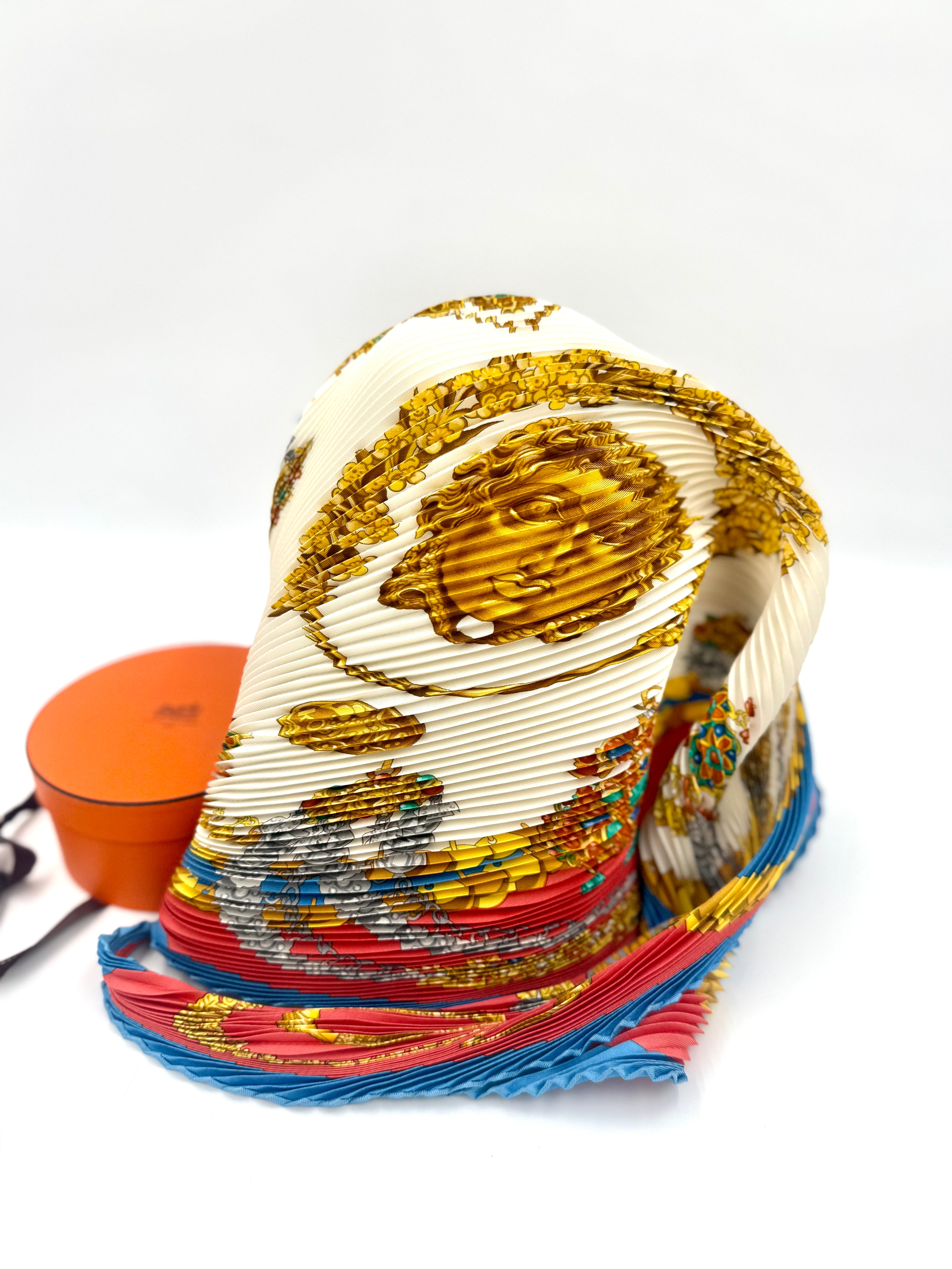 Hermès Pleated Silk Scarf Grands Fonds - Pre Owned Authentic