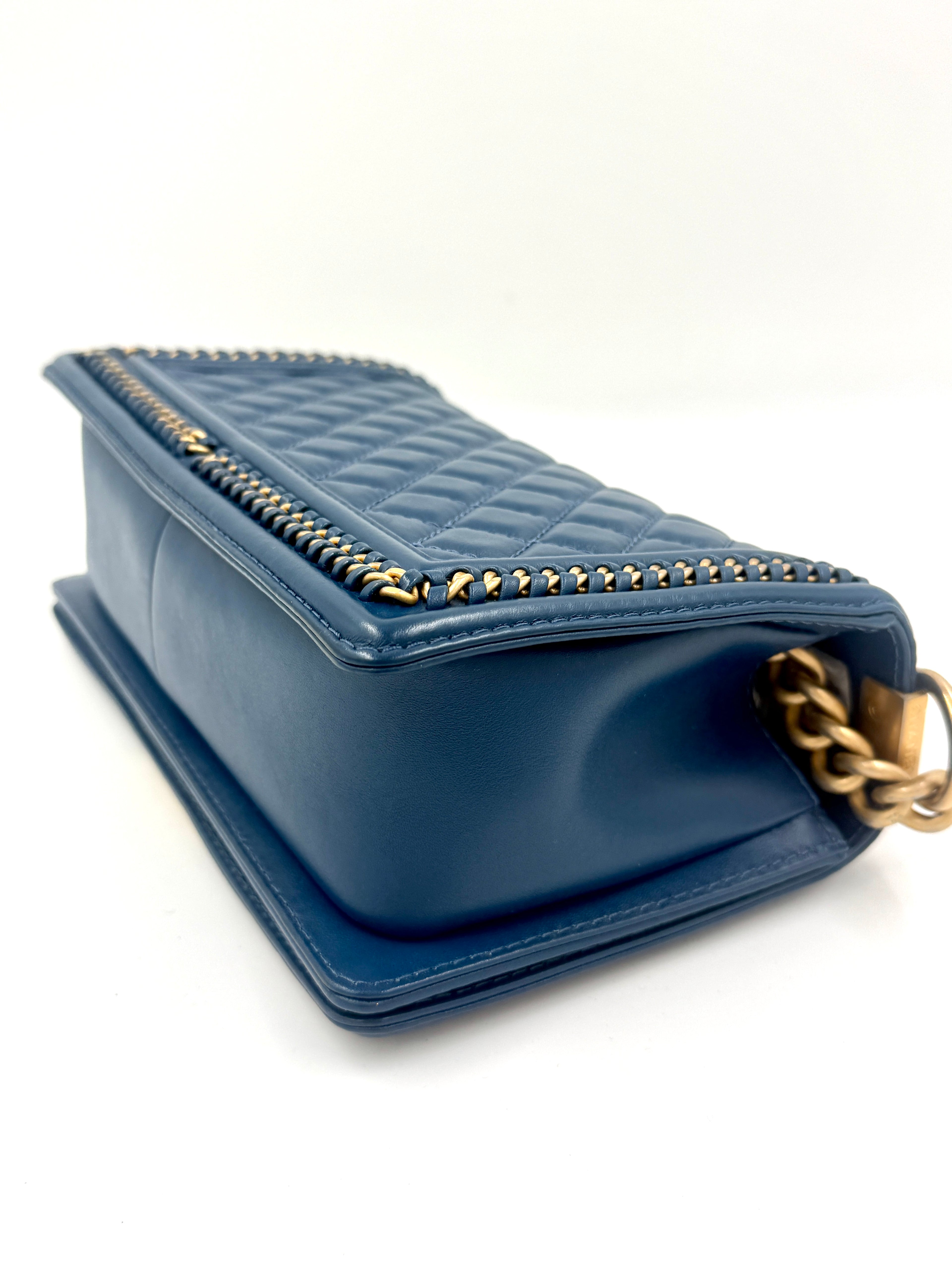 Chanel Calfskin Medium Chain Around Top Handle Boy Bag Blue - Pre Owned Authentic