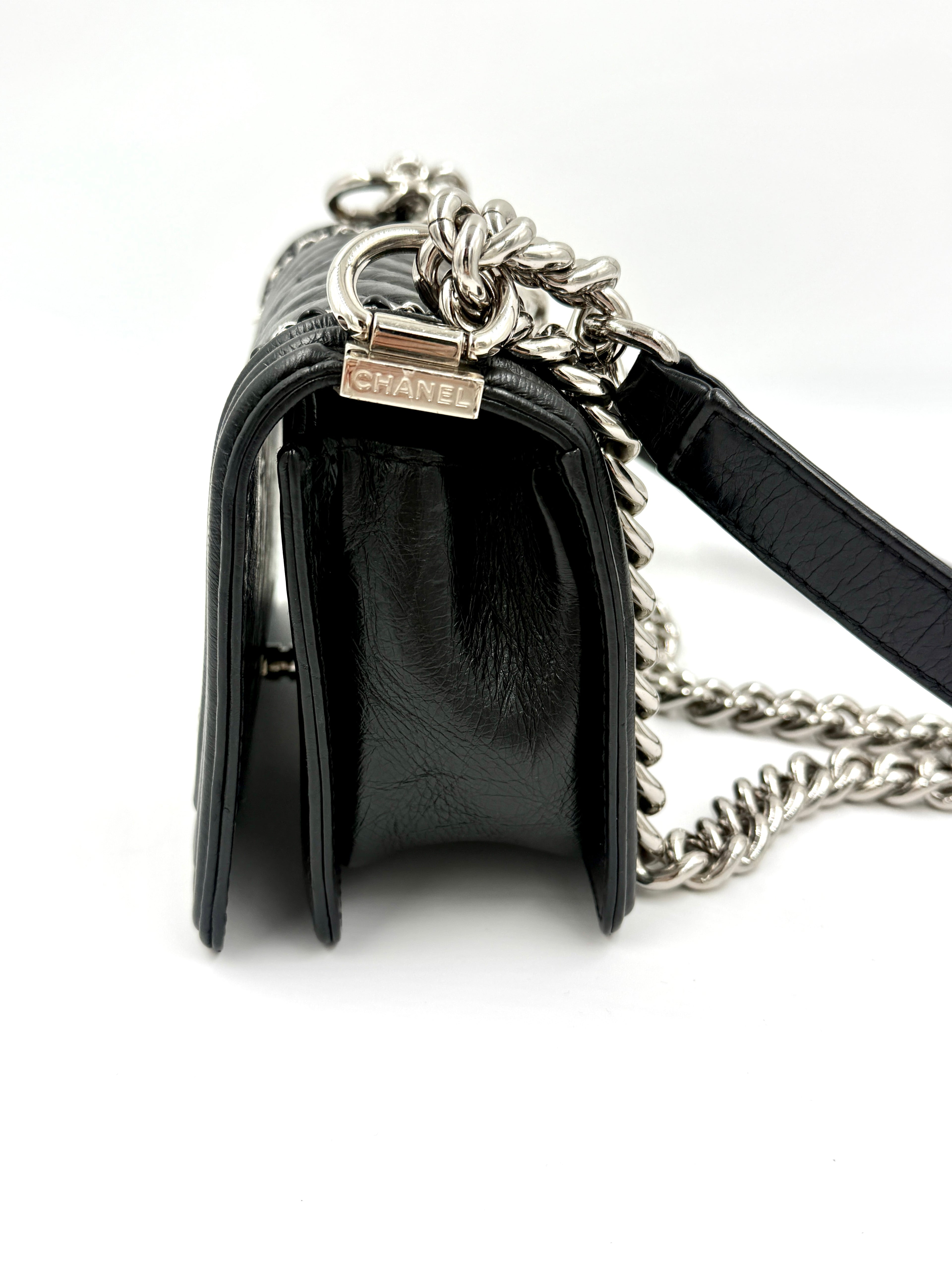 Chanel Jacket Boy Flap Bag Black Crinkled Calfskin  - Pre Owned Authentic