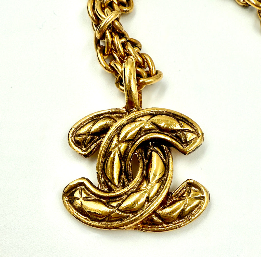 Chanel Vintage Quilted CC Pendant Necklace - Gold Tone - Pre Owned Authentic