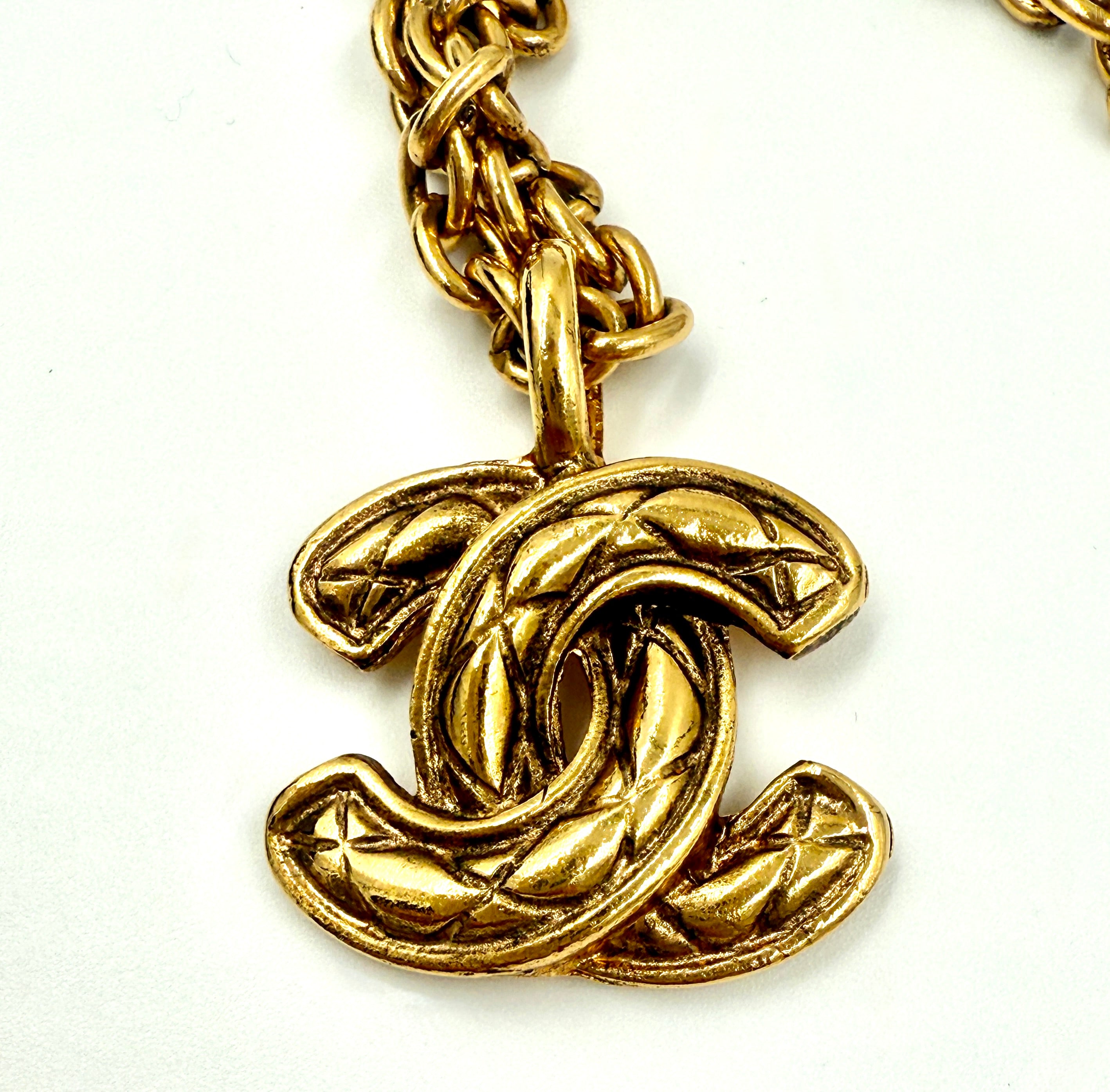 Chanel Vintage Quilted CC Pendant Necklace - Gold Tone - Pre Owned Authentic