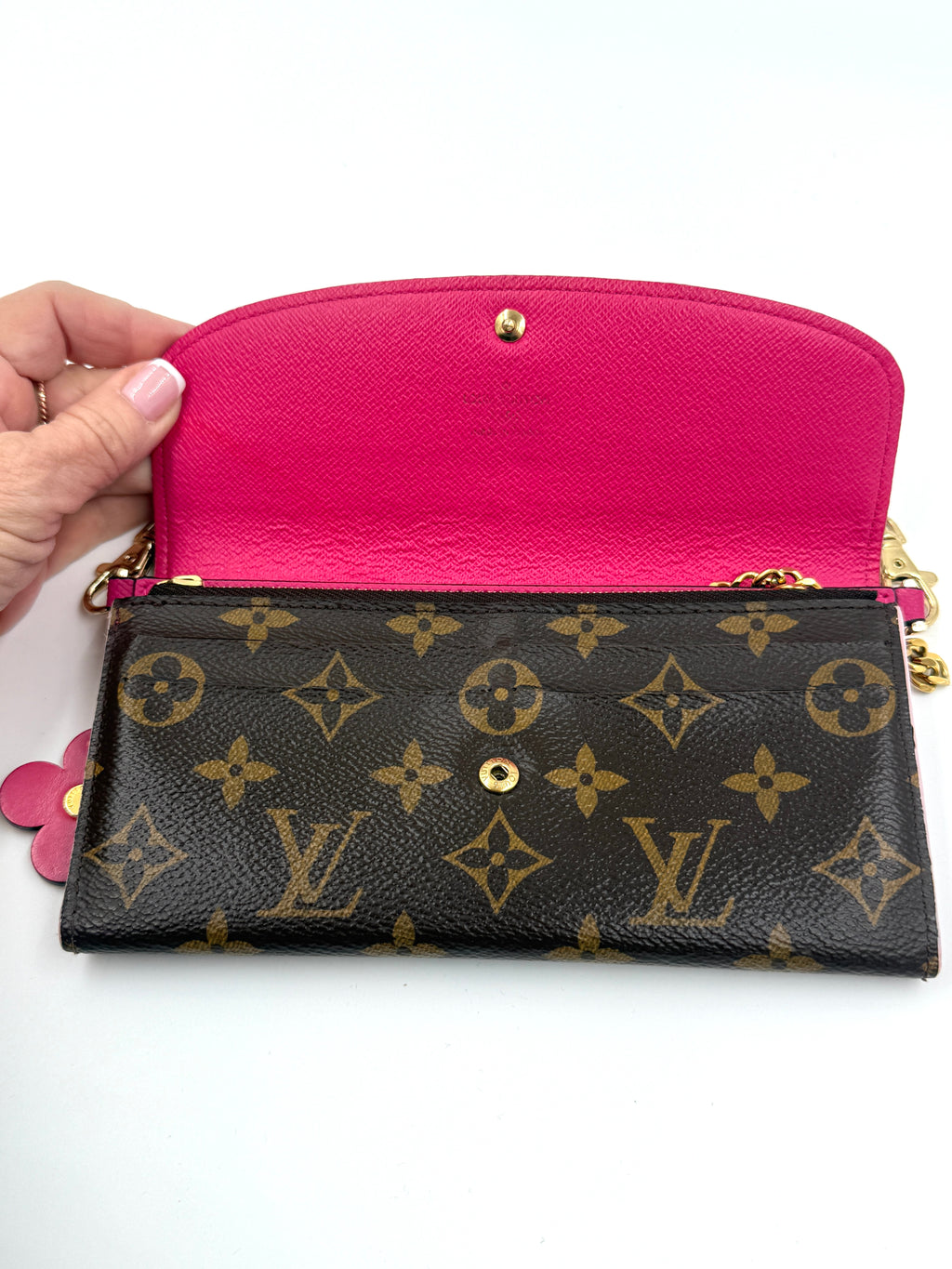 LOUIS VUITTON  Monogram Bloom Flower Emilie Wallet with Added Chain and Insert Pre Owned Authentic