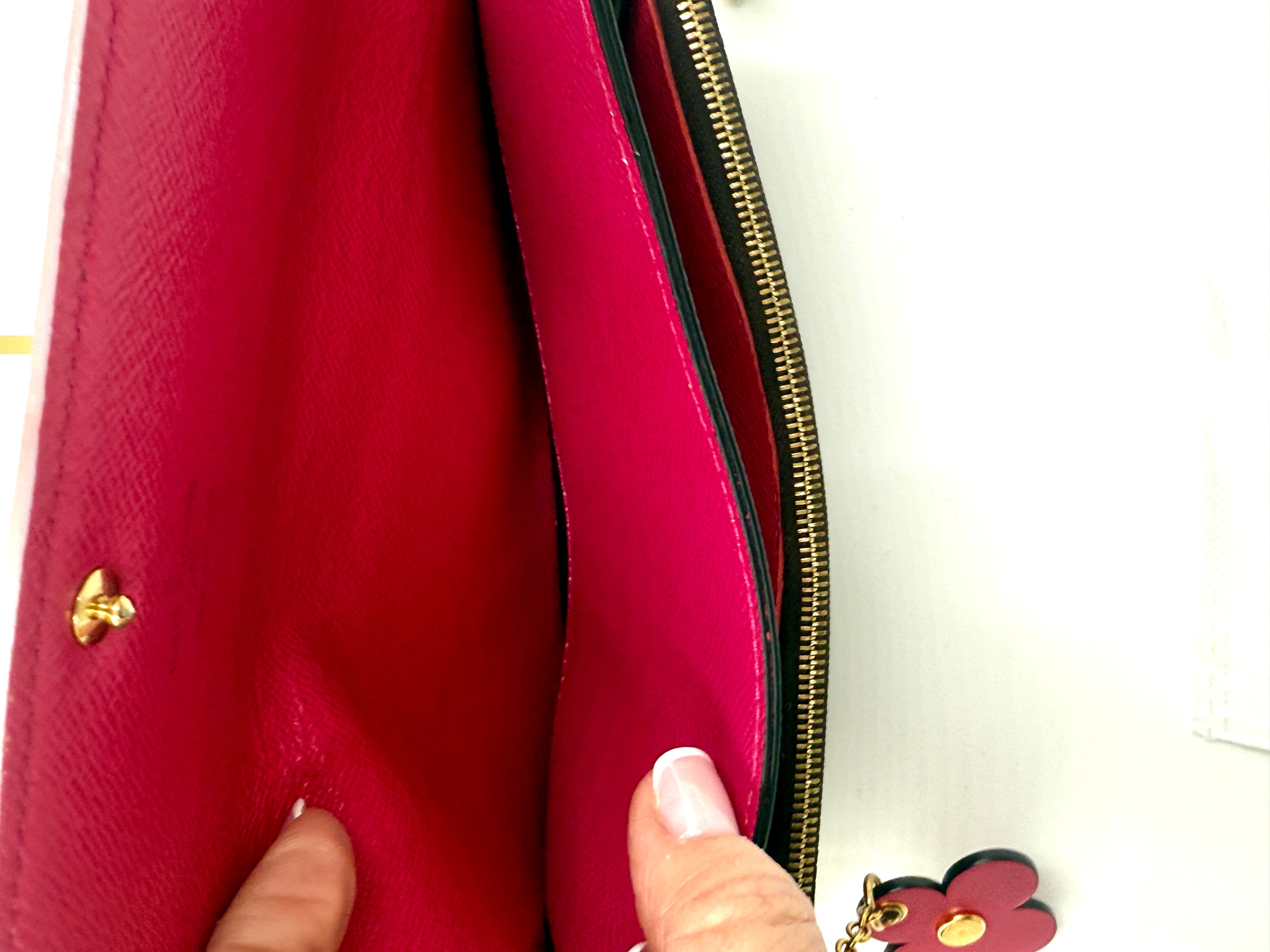 LOUIS VUITTON  Monogram Bloom Flower Emilie Wallet with Added Chain and Insert Pre Owned Authentic
