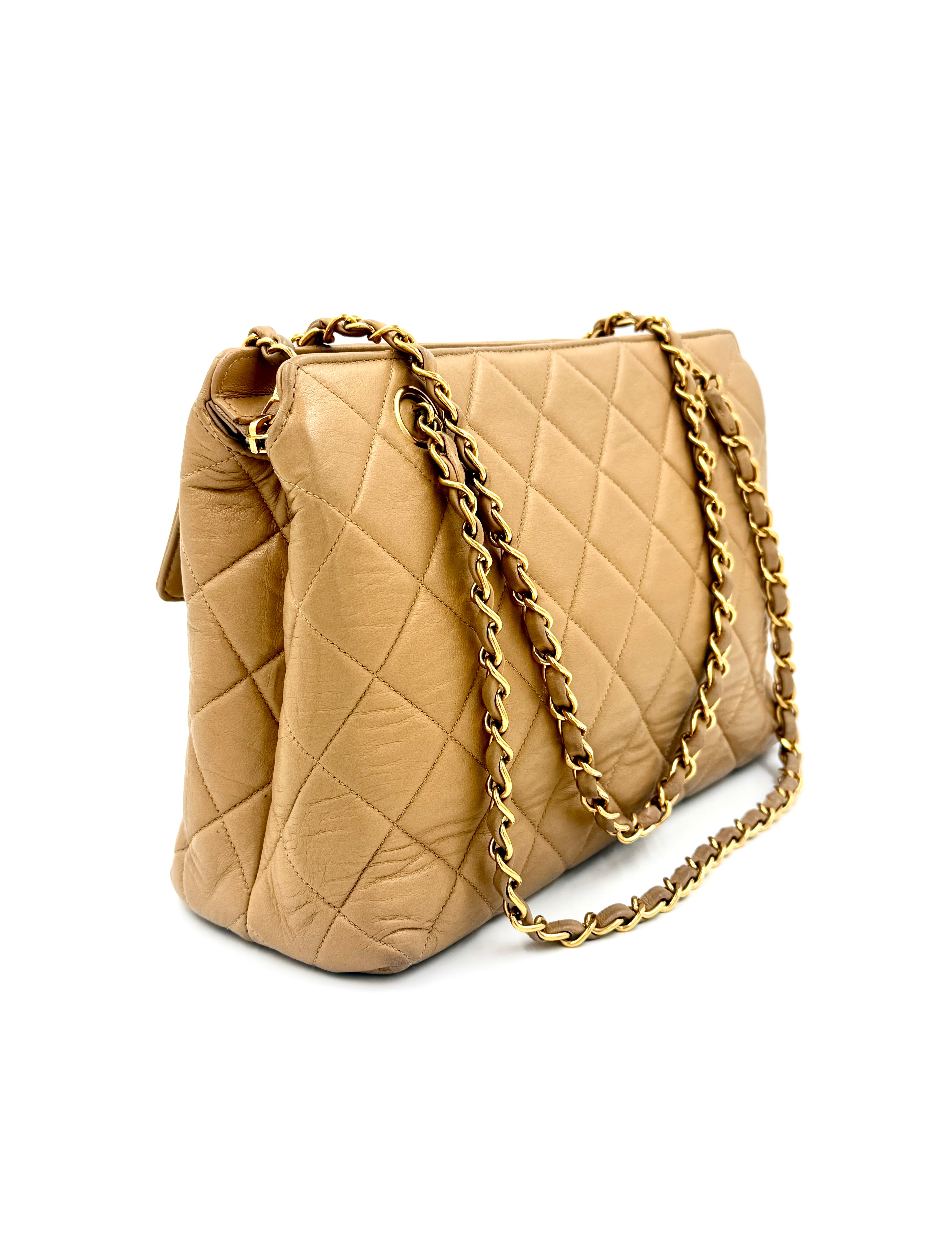 Pre-Owned Chanel Vintage Petite Shopping Tote In Beige Lambskin - Authenticated