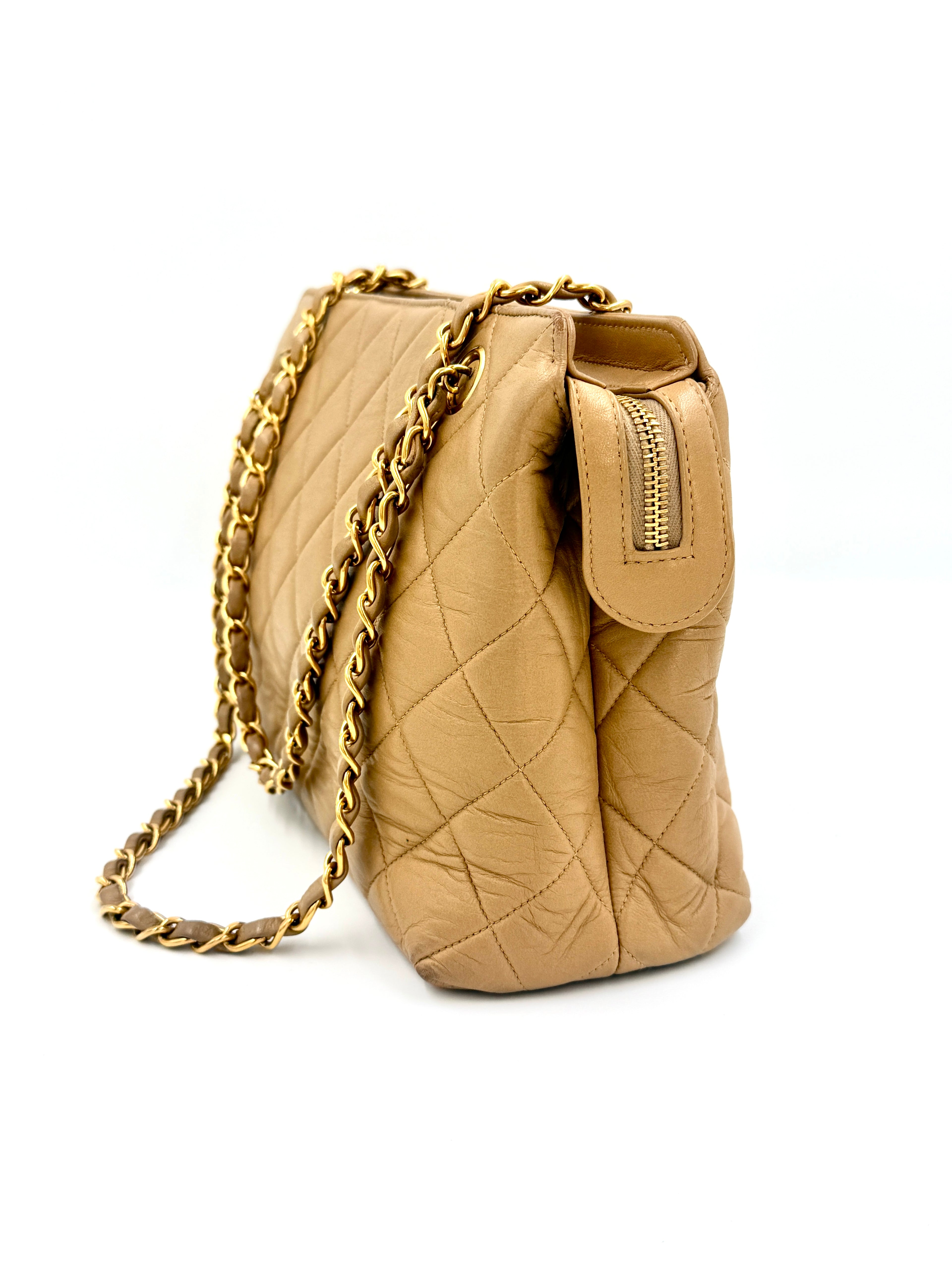 Pre-Owned Chanel Vintage Petite Shopping Tote In Beige Lambskin - Authenticated