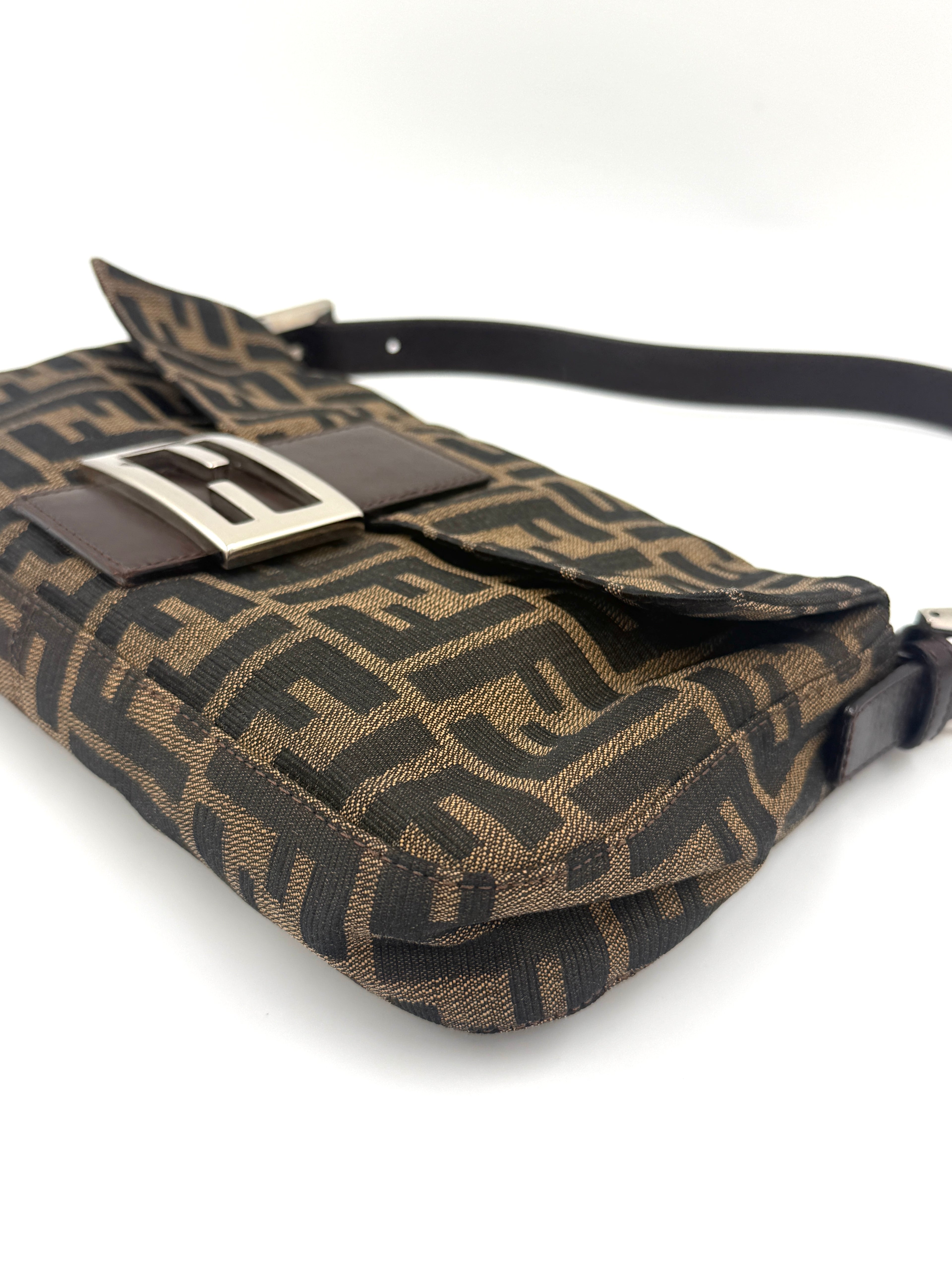 Fendi Baguette Classic Zucca Print Fendi Monogram Pre Owned Authentic