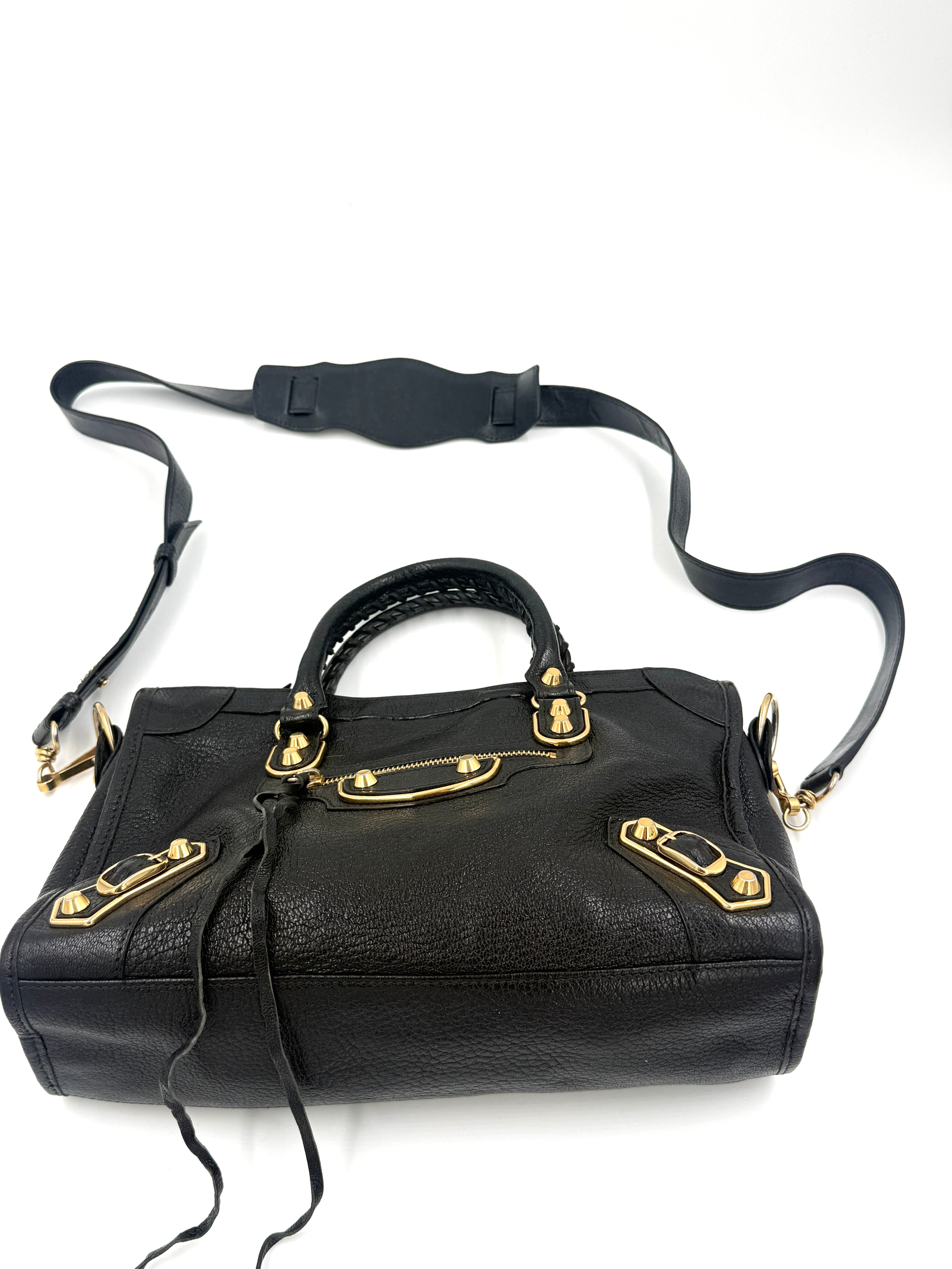 Balenciaga Black Agneau Gold Metallic Edge Classic City Bag Small - Pre Owned Authentic