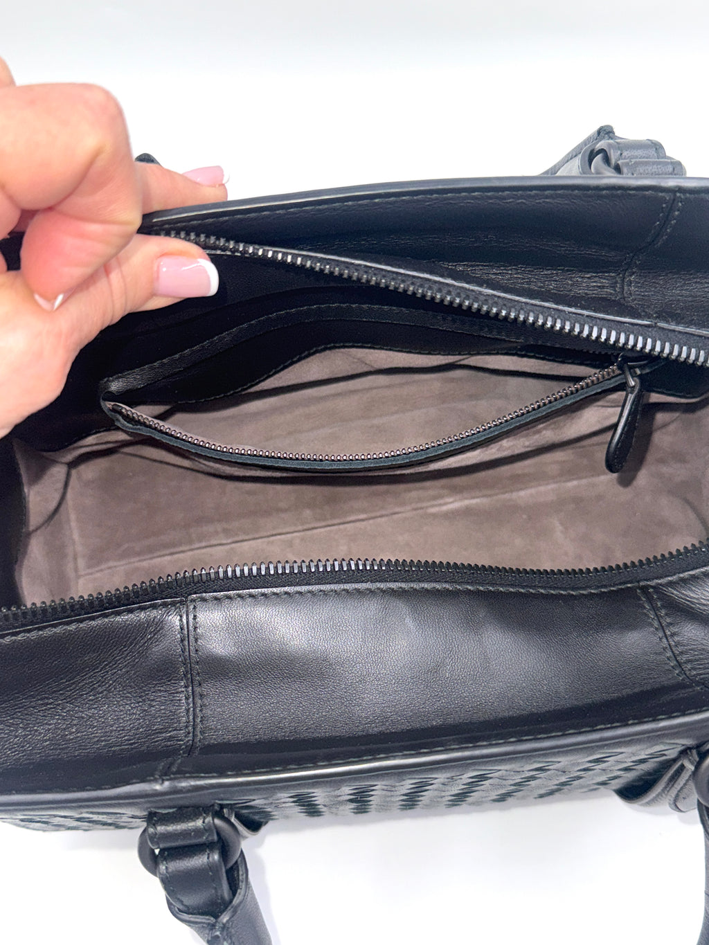 Bottega Veneta Black Intrecciato Woven Nappa Leather Monaco Medium Satchel Bag Pre Owned Authentic