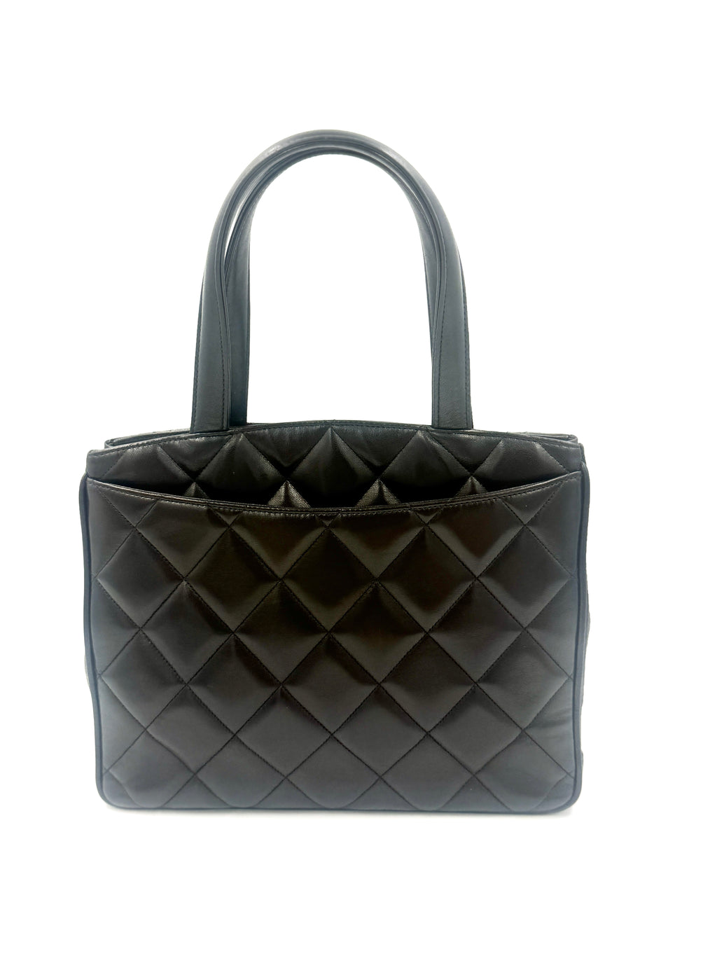 Pre-Owned Chanel Vintage Turnlock Matelasse Tote with 24k Gold Plated Hardware Series 3 1994-1996 - Authenticated