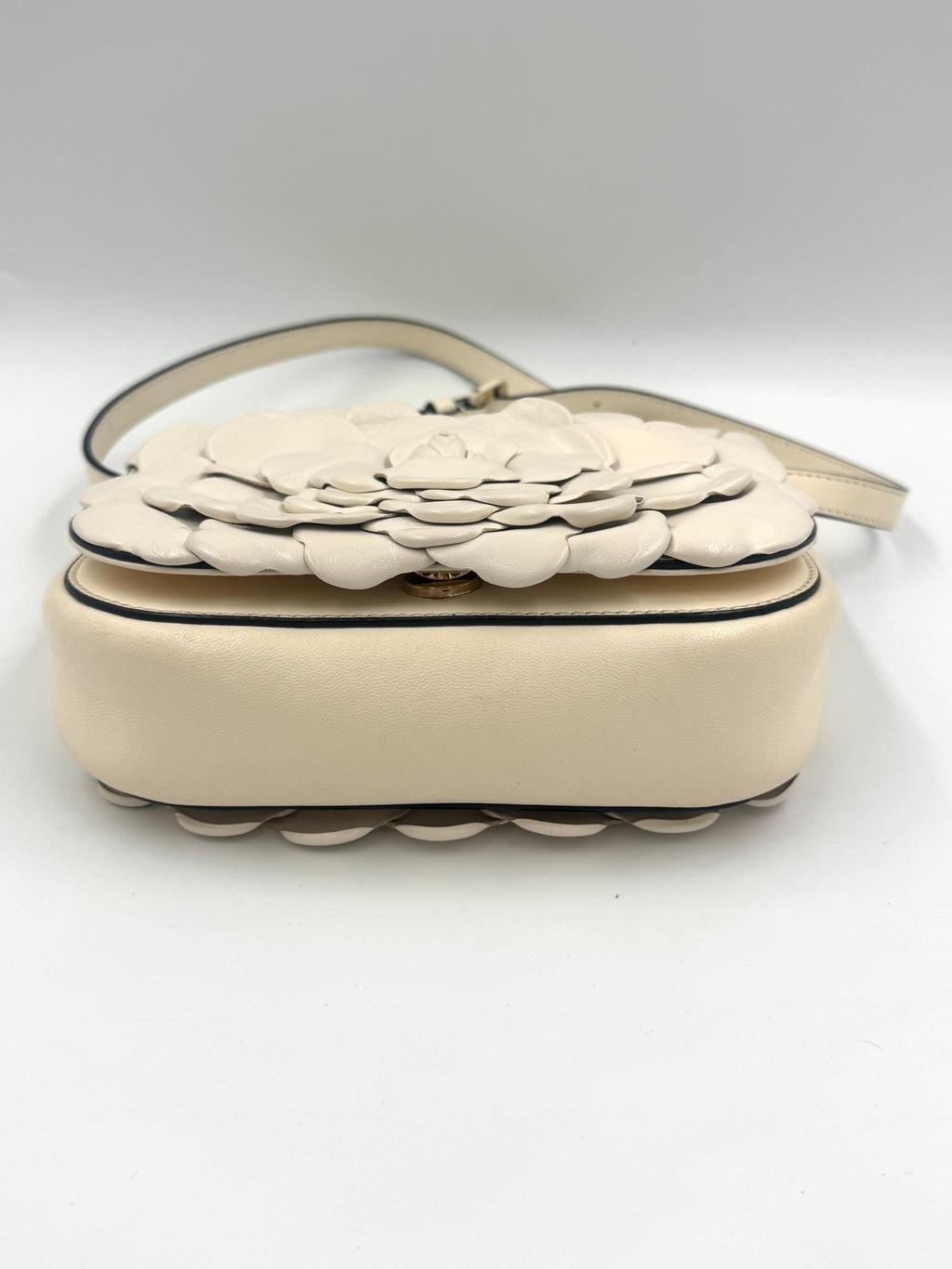 Valentino Ivory Leather 03 Rose Edition Atelier Crossbody/Shoulder Bag Pre Owned Authentic
