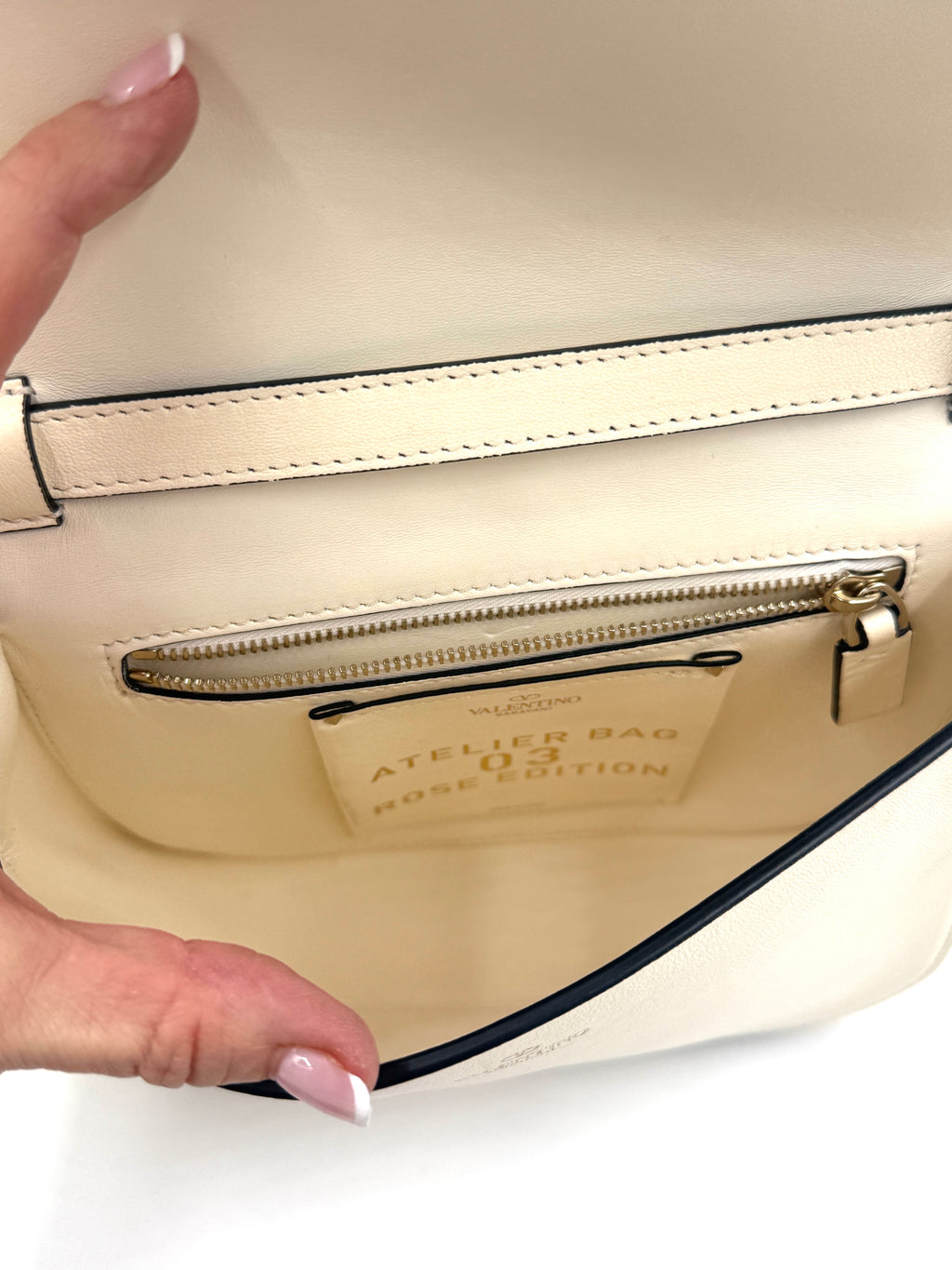 Valentino Ivory Leather 03 Rose Edition Atelier Crossbody/Shoulder Bag Pre Owned Authentic