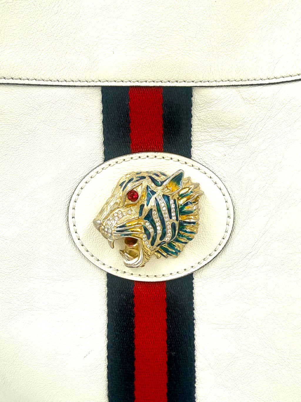 Gucci Rajah Large Leather Tote Bag White with Chain Straps and Removable Pouch Pre Owned Authentic