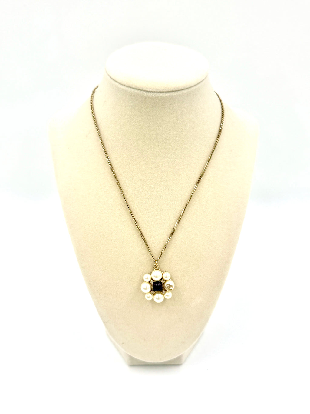 Chanel Coco Mark Faux Pearl Necklace Purple Stone 2008 Pre-Owned Authentic