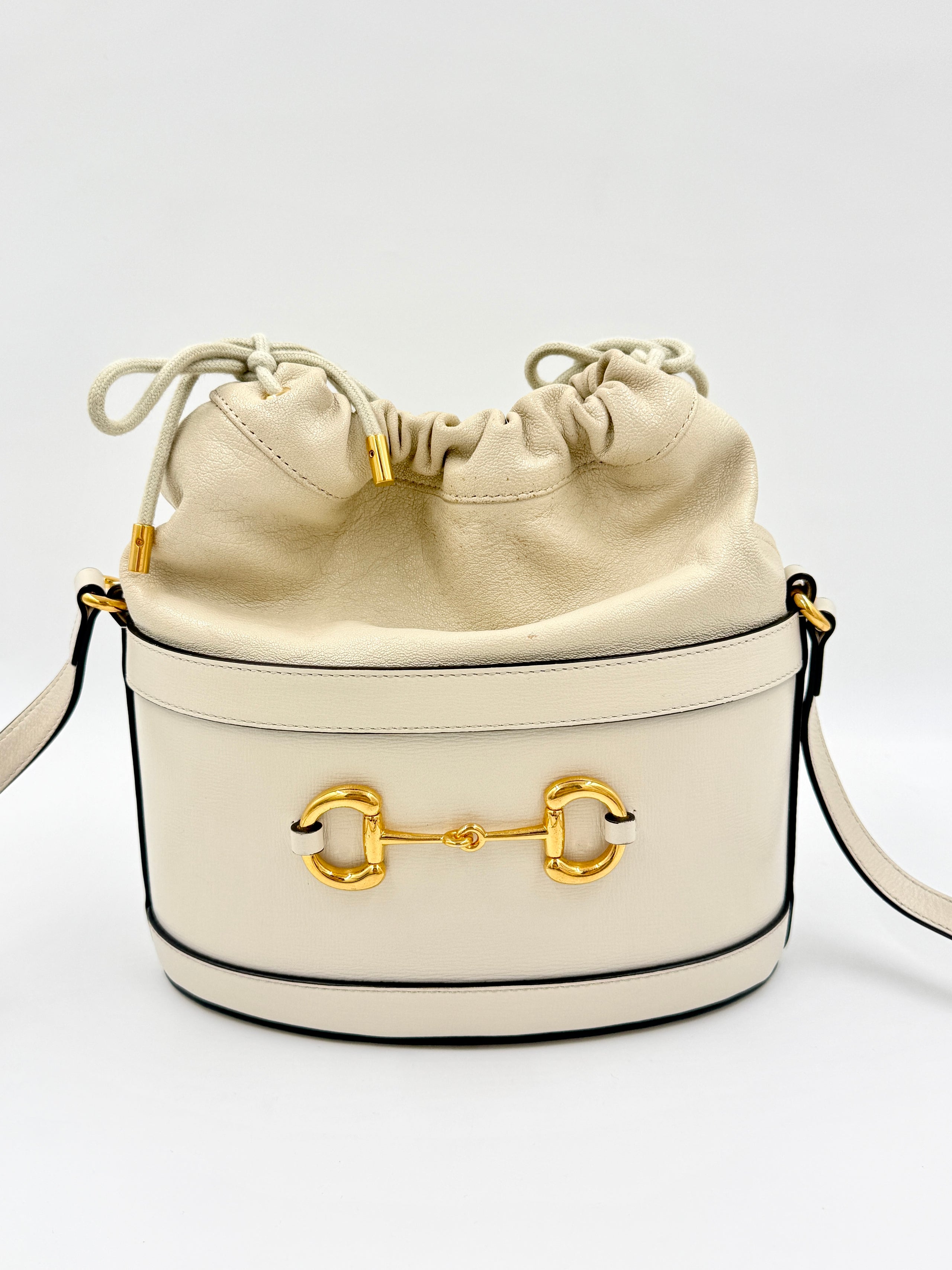 Gucci Leather Horsebit 1955 Bucket Bag with Crossbody Strap Pre Owned Authentic