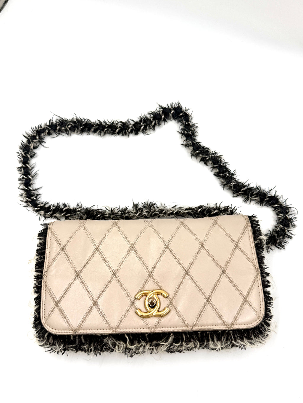 Chanel Trendy CC Leather and Tweed Shoulder/Crossbody Bag Ivory and Black Pre-Owned Authentic