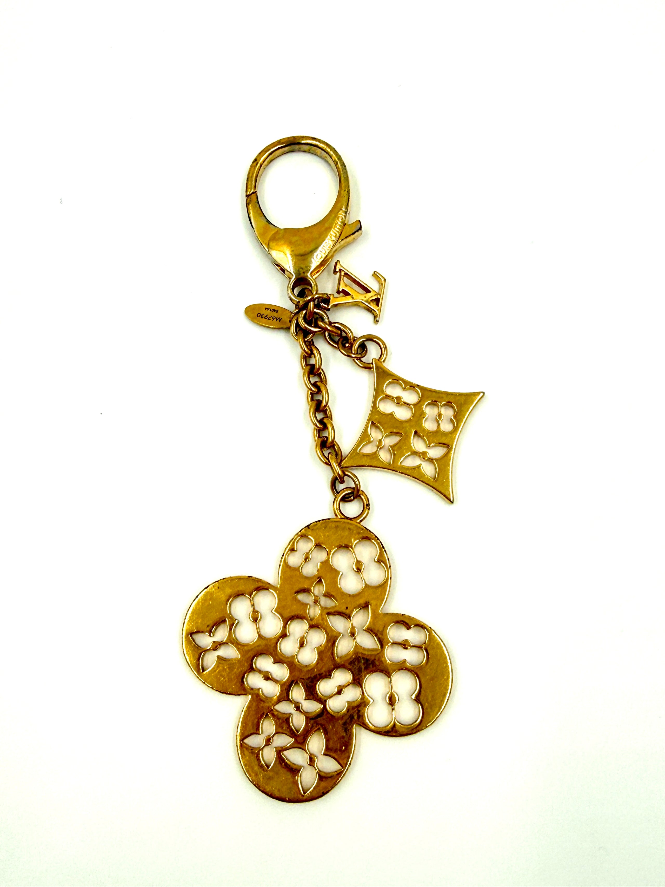 Pre-Owned Louis Vuitton Goldtone Ivy Bag Charm & Key Holder - Authenticated