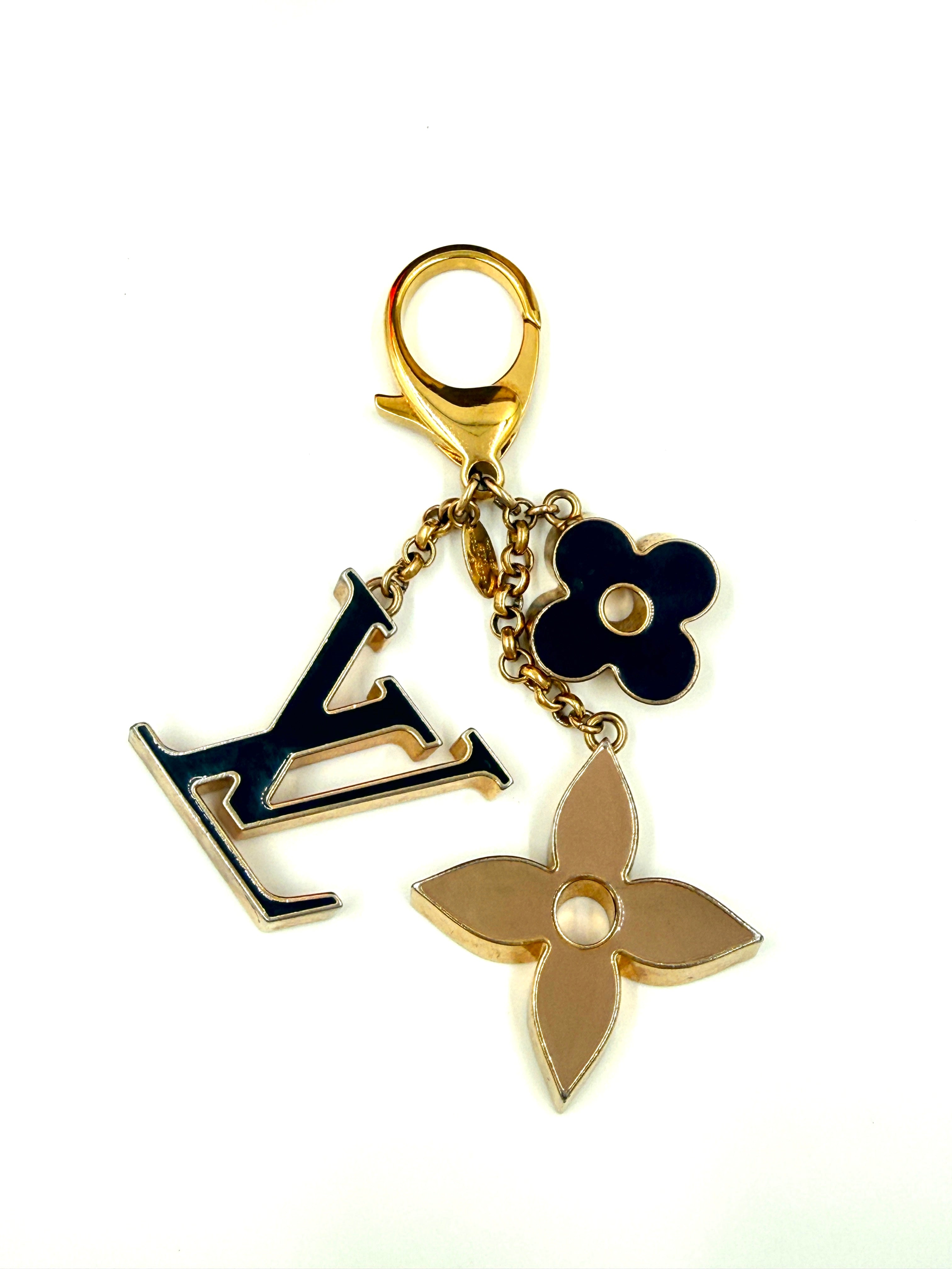 Pre-Owned Louis Vuitton Fleur de Monogram Bag Charm & Key Holder - Authenticated