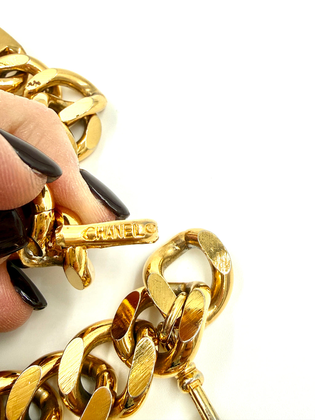 CHANEL Rue Cambon Medallion Gold Chain Belt Pre Owned Authentic