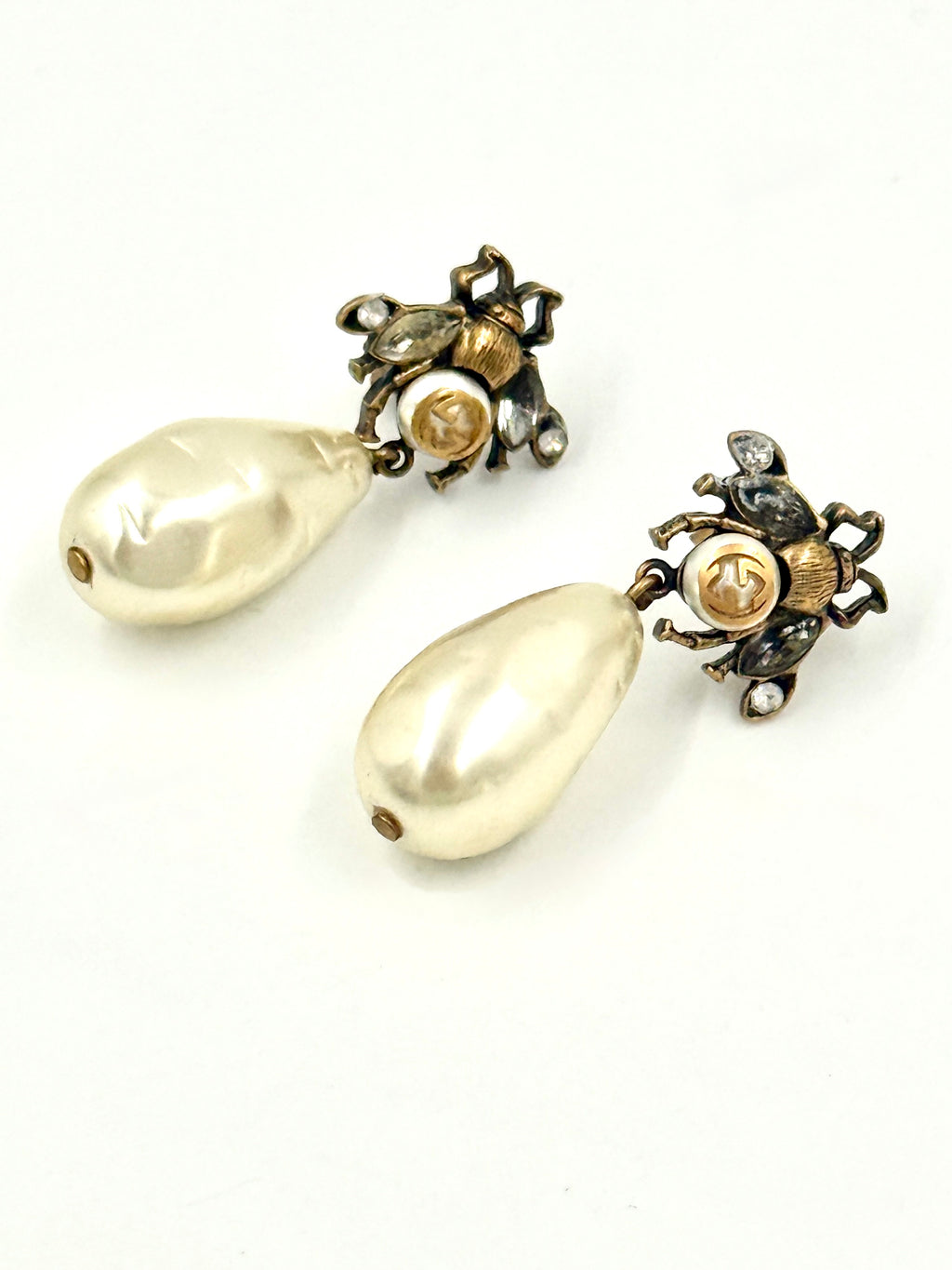 Gucci Bee and Faux Pearl Drops Pierced Earrings Pre Owned Authentic