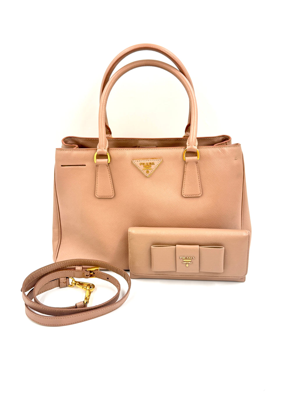 Prada Galleria Saffiano Leather in Beige with Coordinating Wallet Pre Owned Authentic