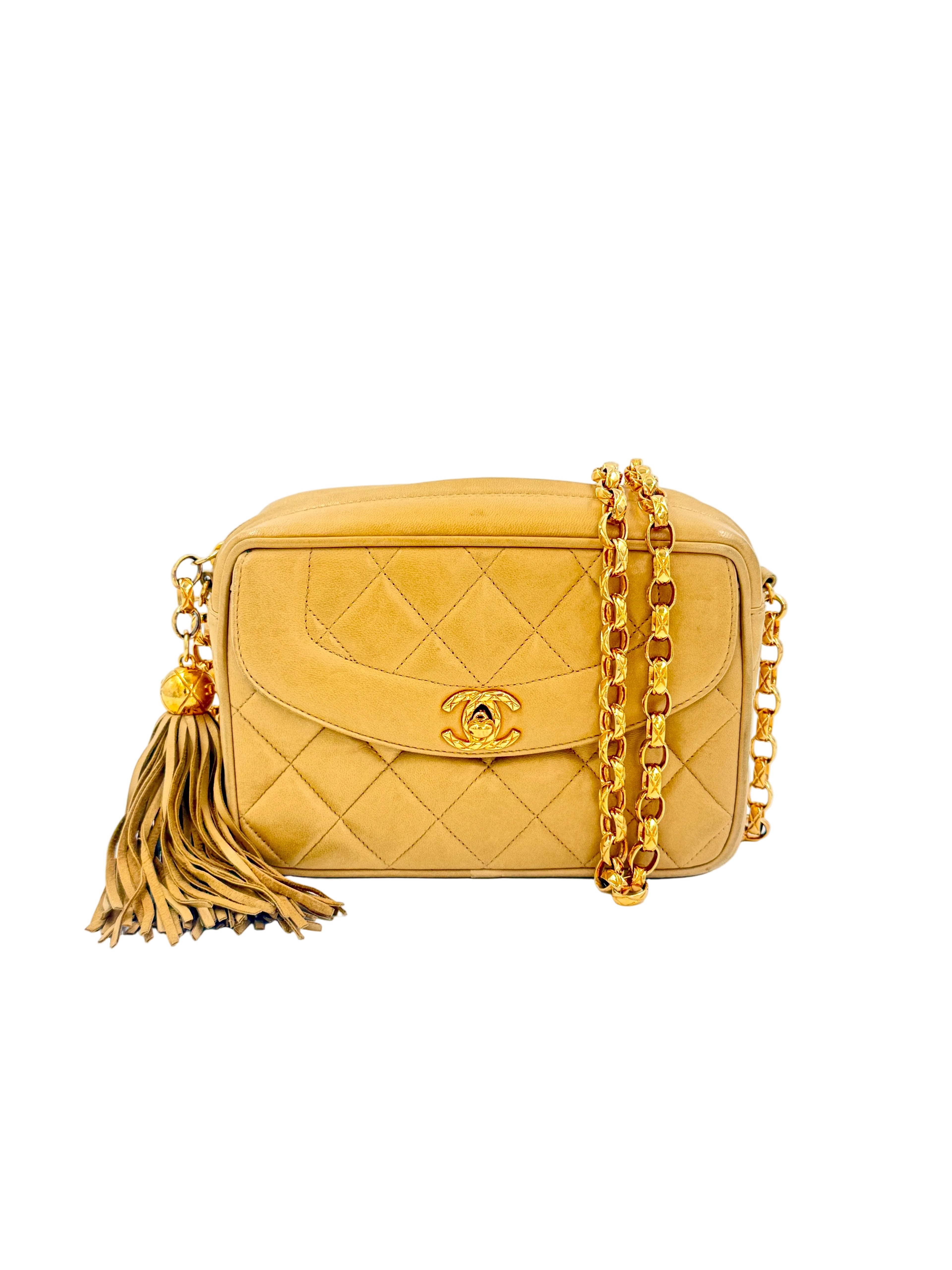 Pre-Owned Chanel Vintage Tassel Camera Bag Beige Gold Hardware - Authenticated