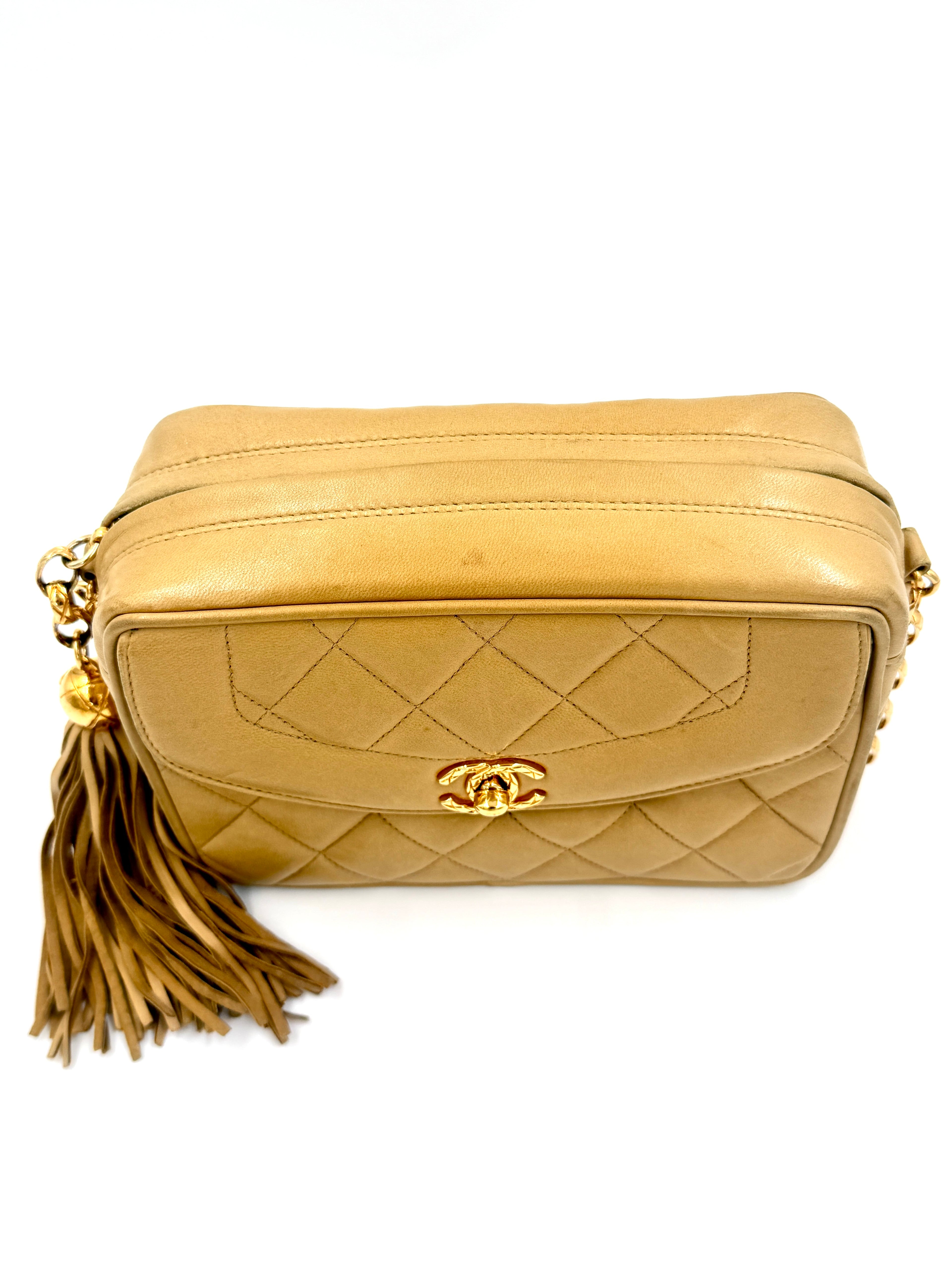 Pre-Owned Chanel Vintage Tassel Camera Bag Beige Gold Hardware - Authenticated