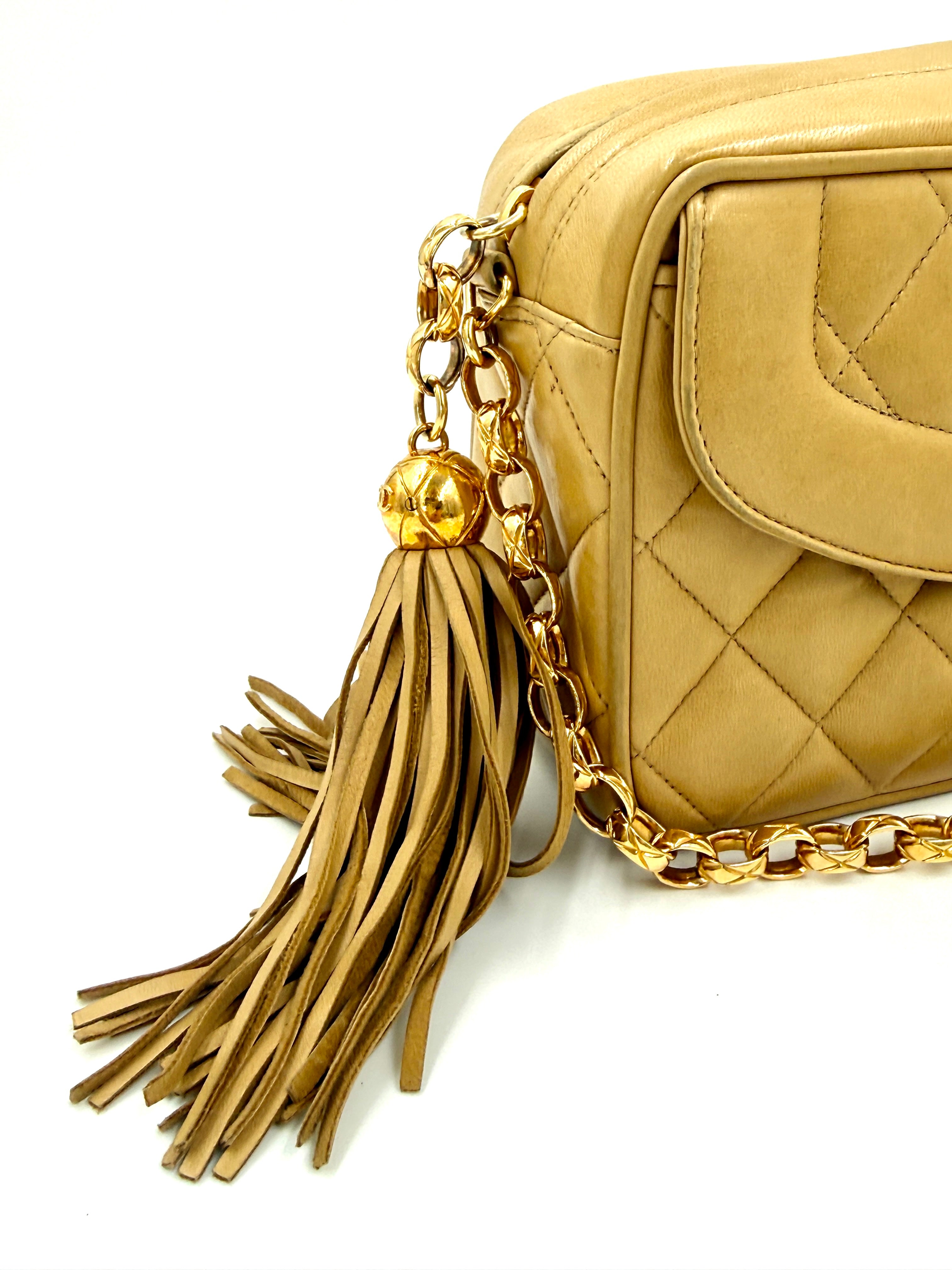 Pre-Owned Chanel Vintage Tassel Camera Bag Beige Gold Hardware - Authenticated