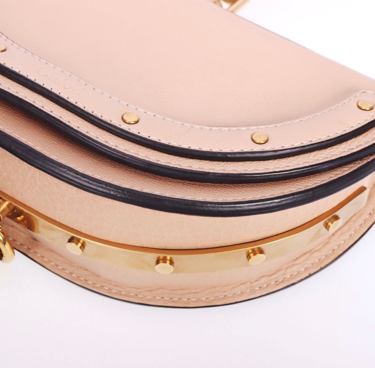 Pre-Owned Chloé Nile Minaudière Bracelet Bag Pink/Beige - Authenticated