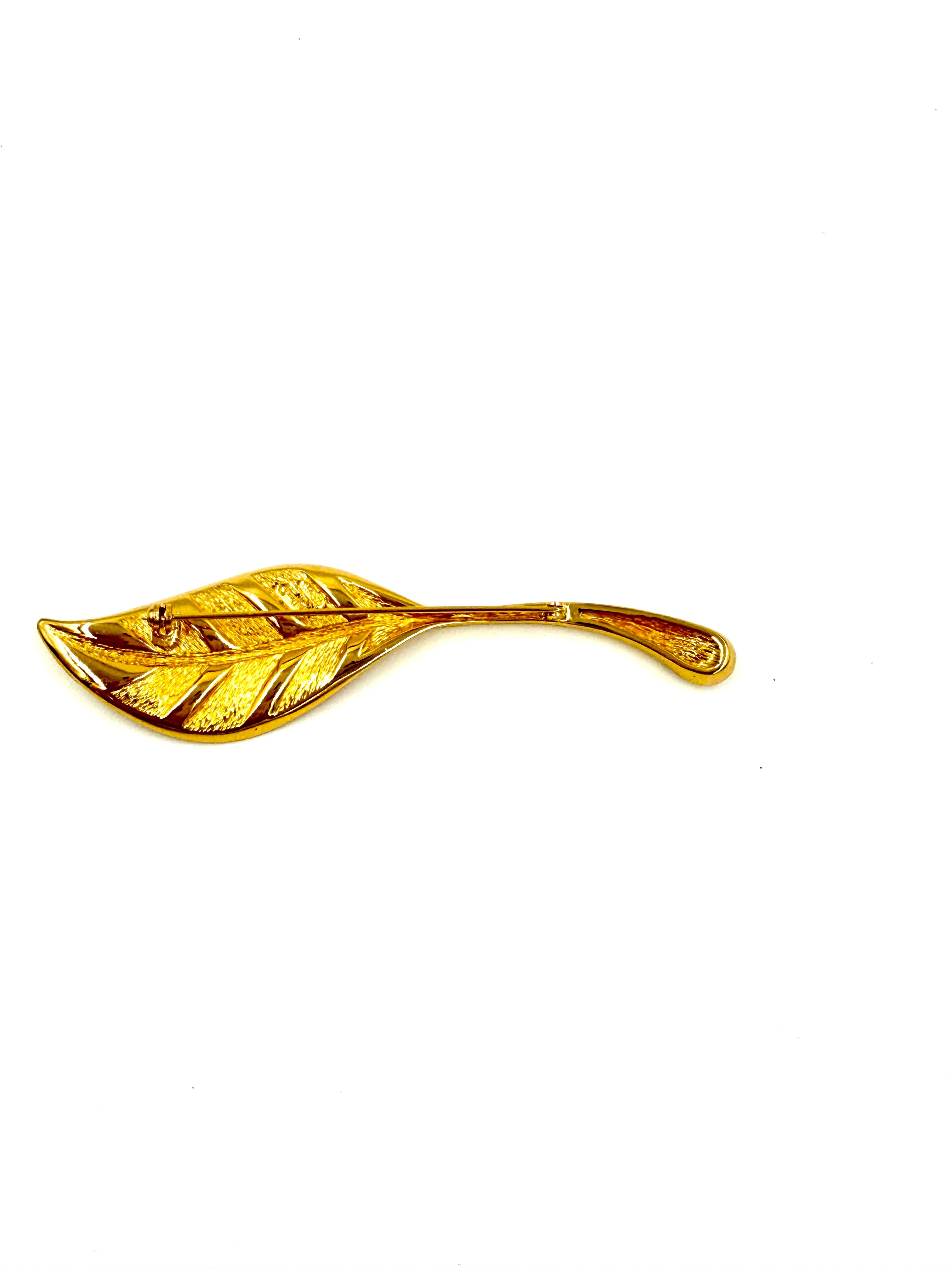 Pre-Owned Christian Dior Gold Plated Leaf Brooch with Crystals - Authenticated