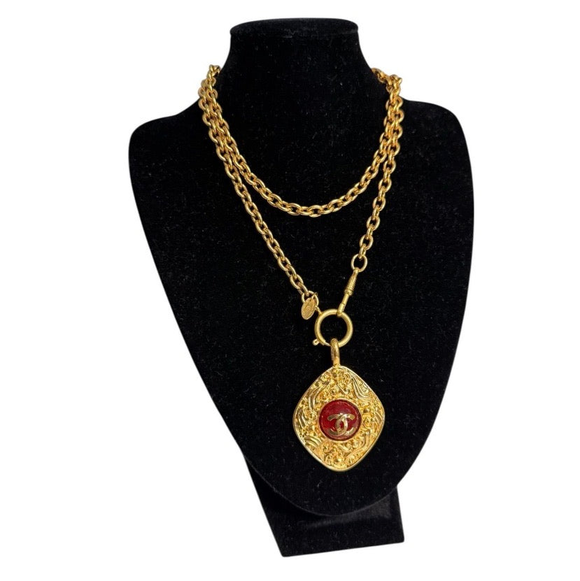 Pre-Owned Chanel Vintage CC Red Gripoix 24k Gold Plated Necklace - Authenticated