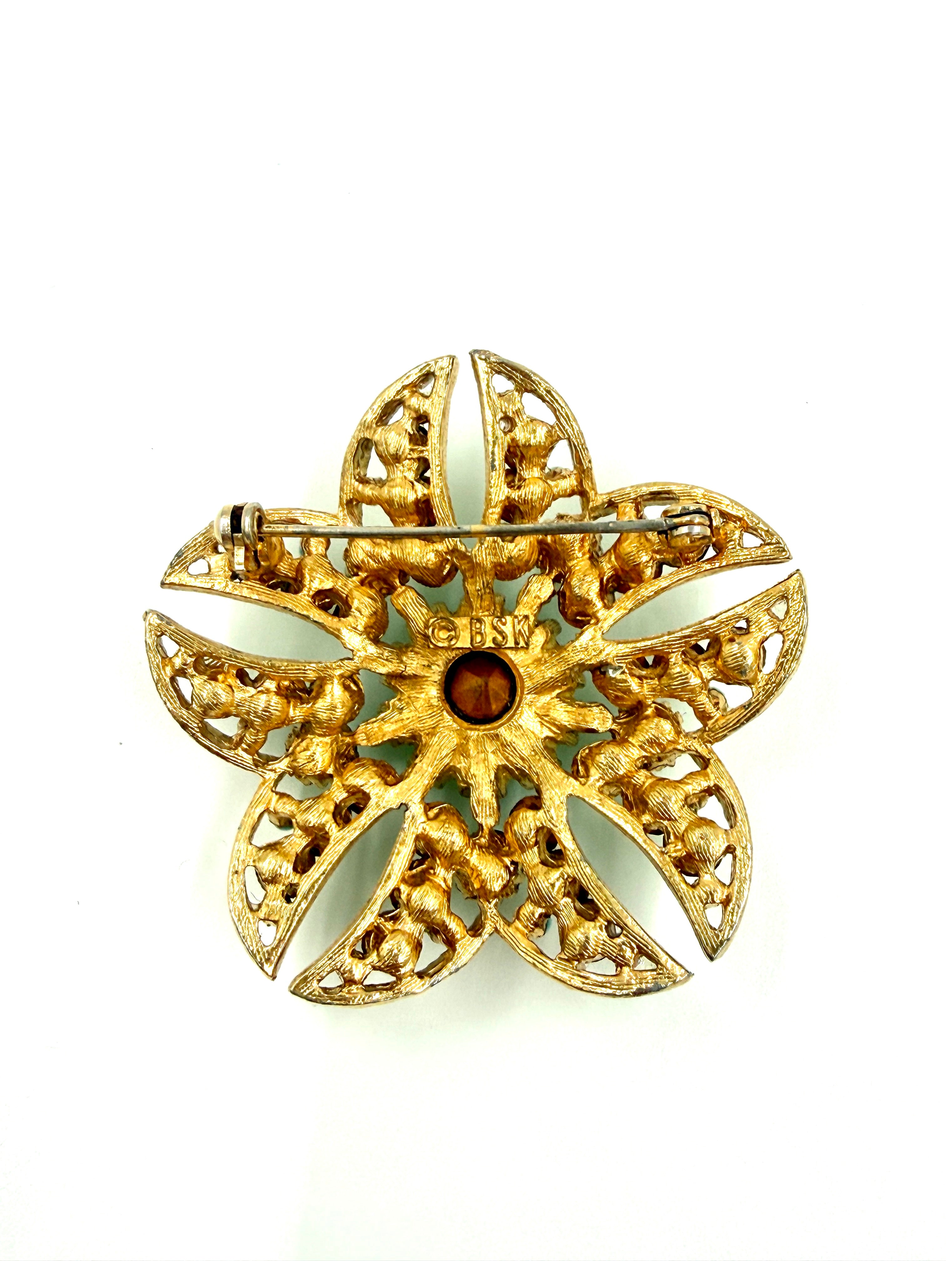 Pre-Owned Vintage BSK Green Rhinestone Flower Brooch Pin