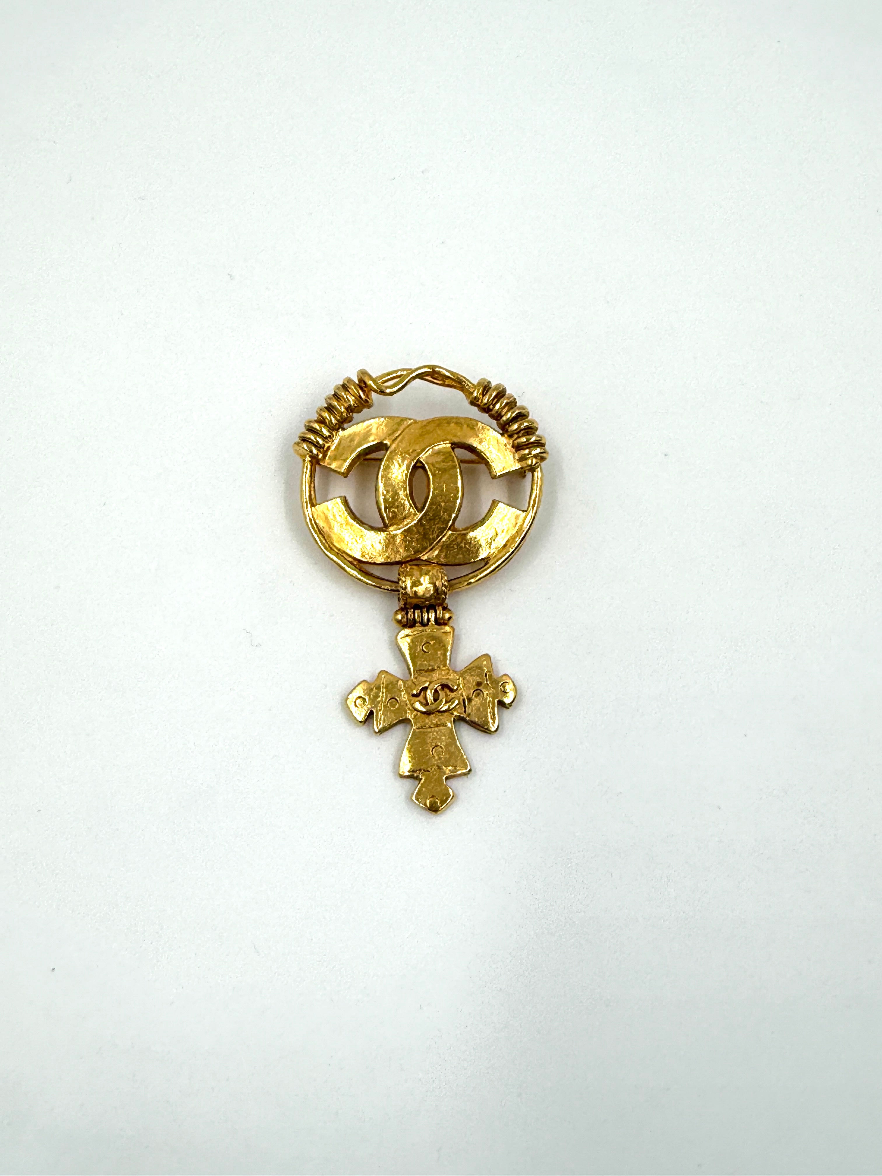 Pre-Owned Chanel Vintage Gold Plated Swing Cross Brooch - Authenticated