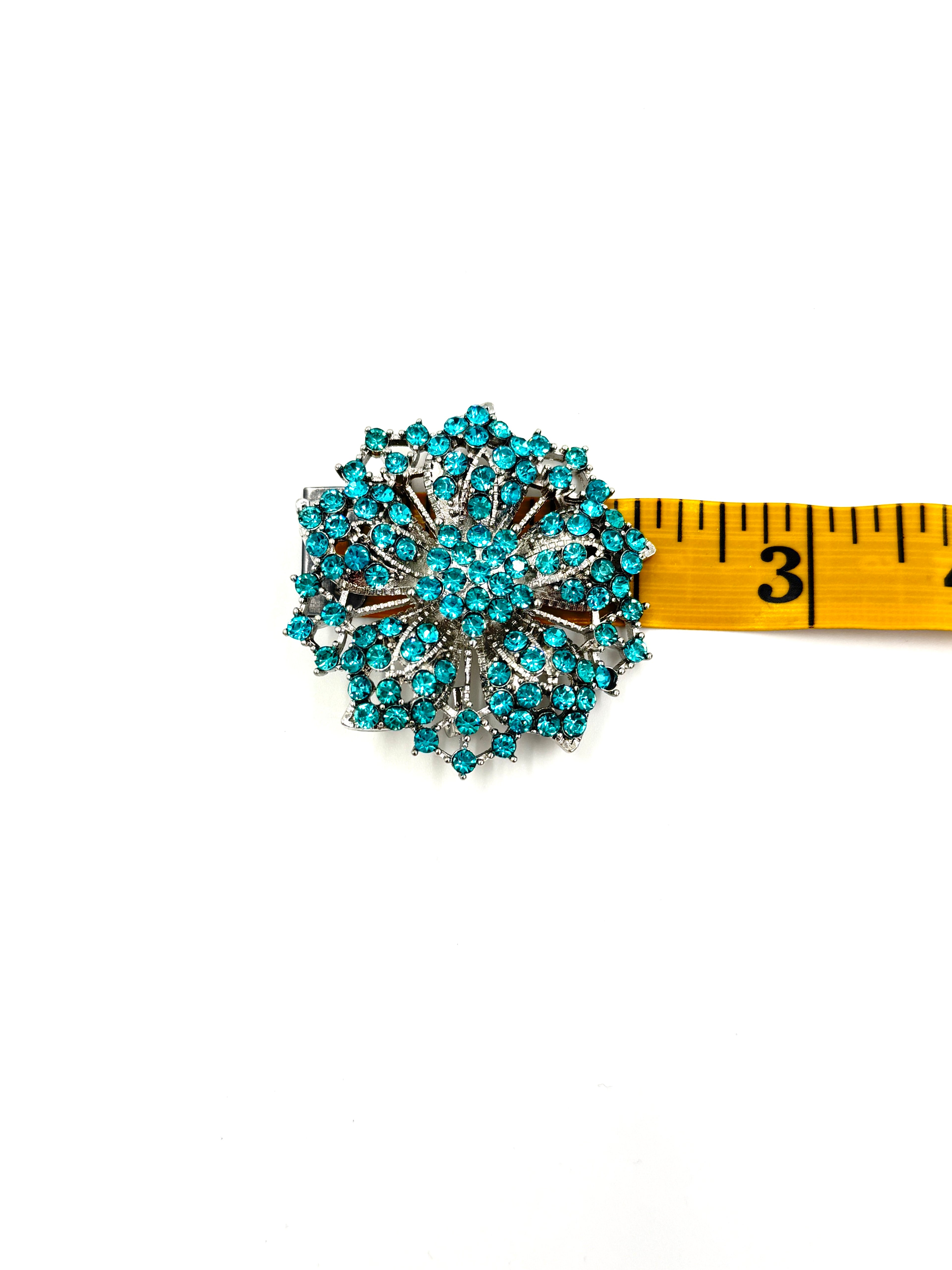 Pre-Owned Unbranded Blue Flower Crystal Brooch Pin