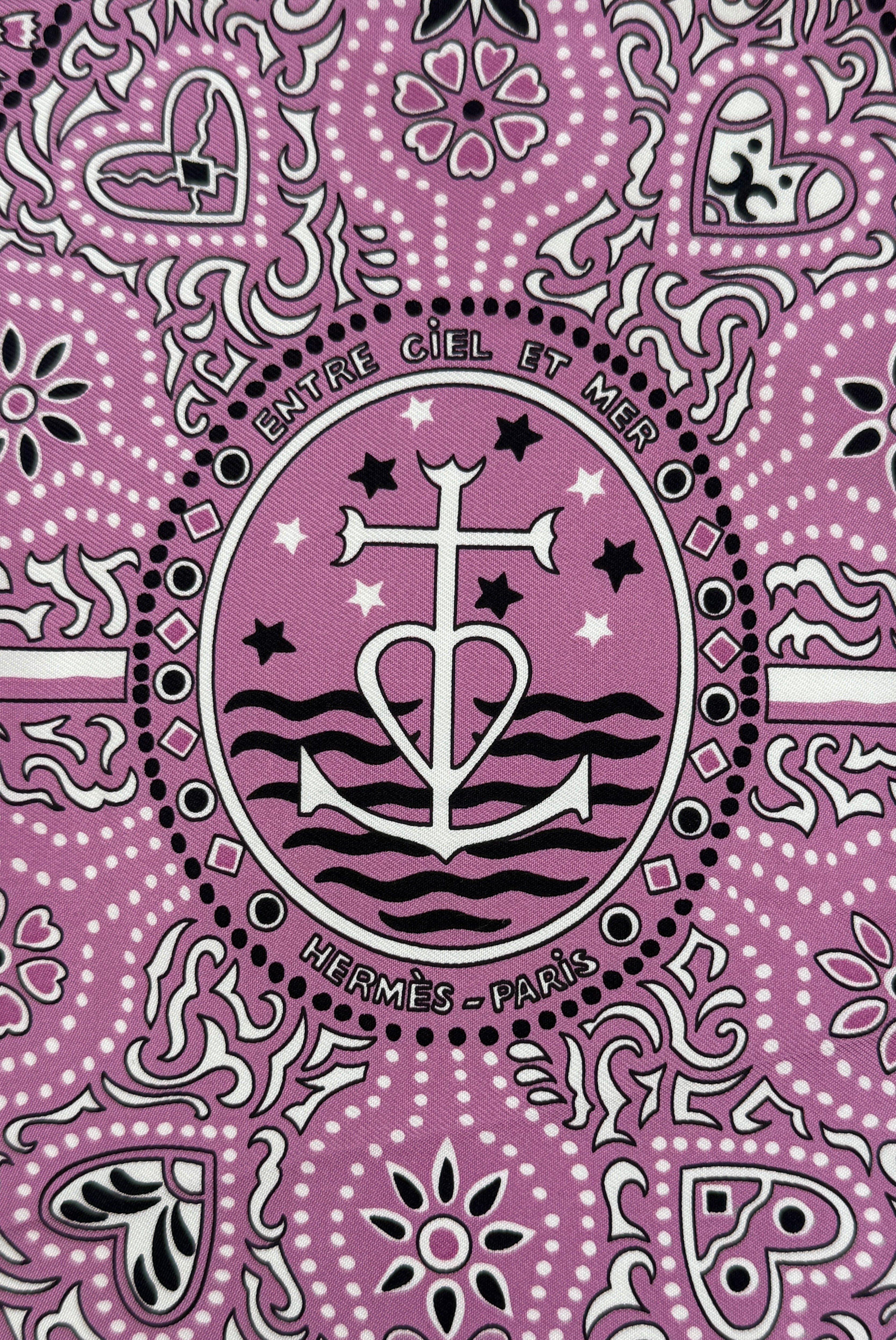 Pre-Owned Hermès Entre Ciel et Mer Bandana 55 Purple Authentic