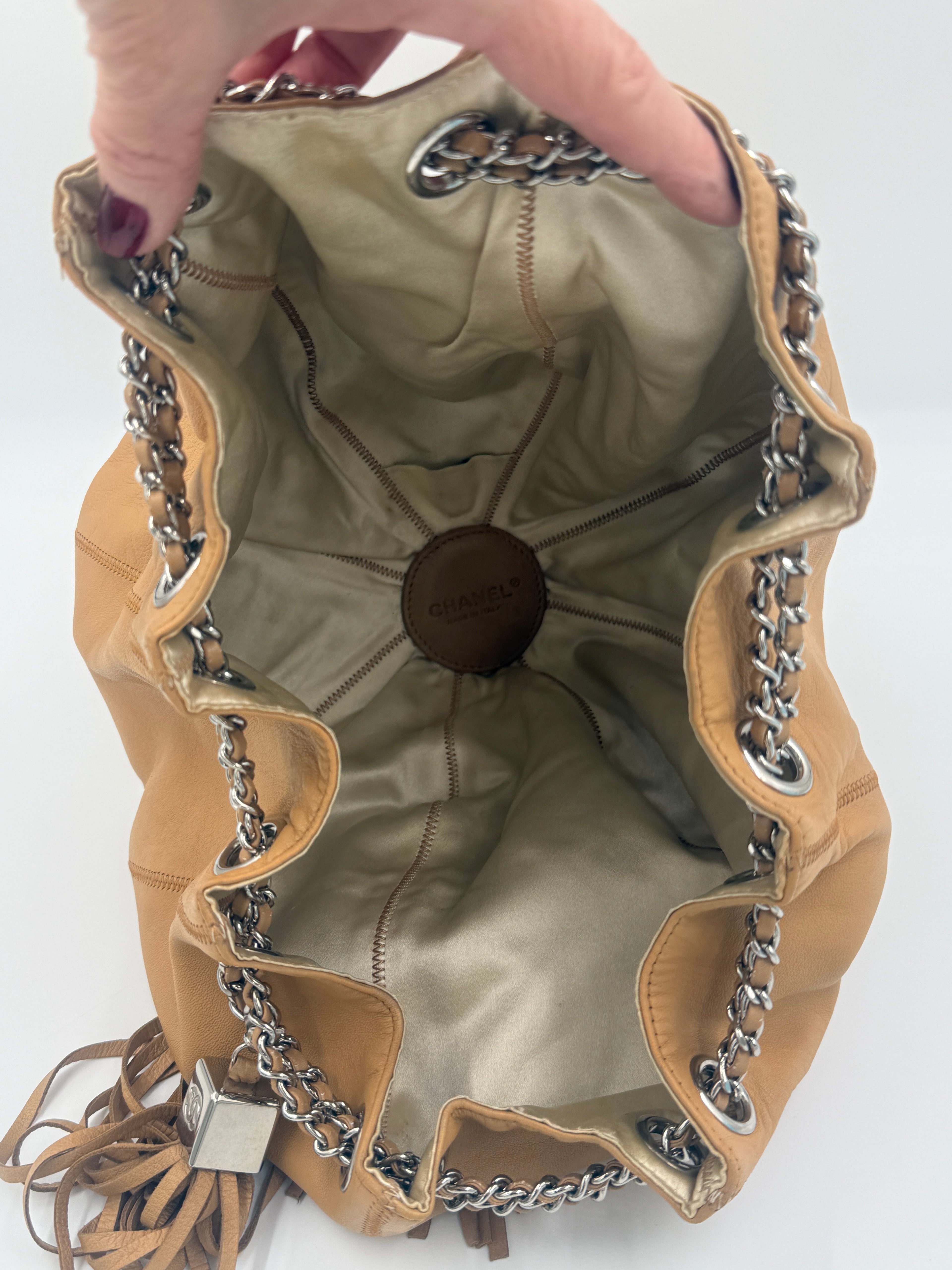 Pre-Owned Chanel Sac Cordon Shoulder Bag with Removable Tassel - Authenticated