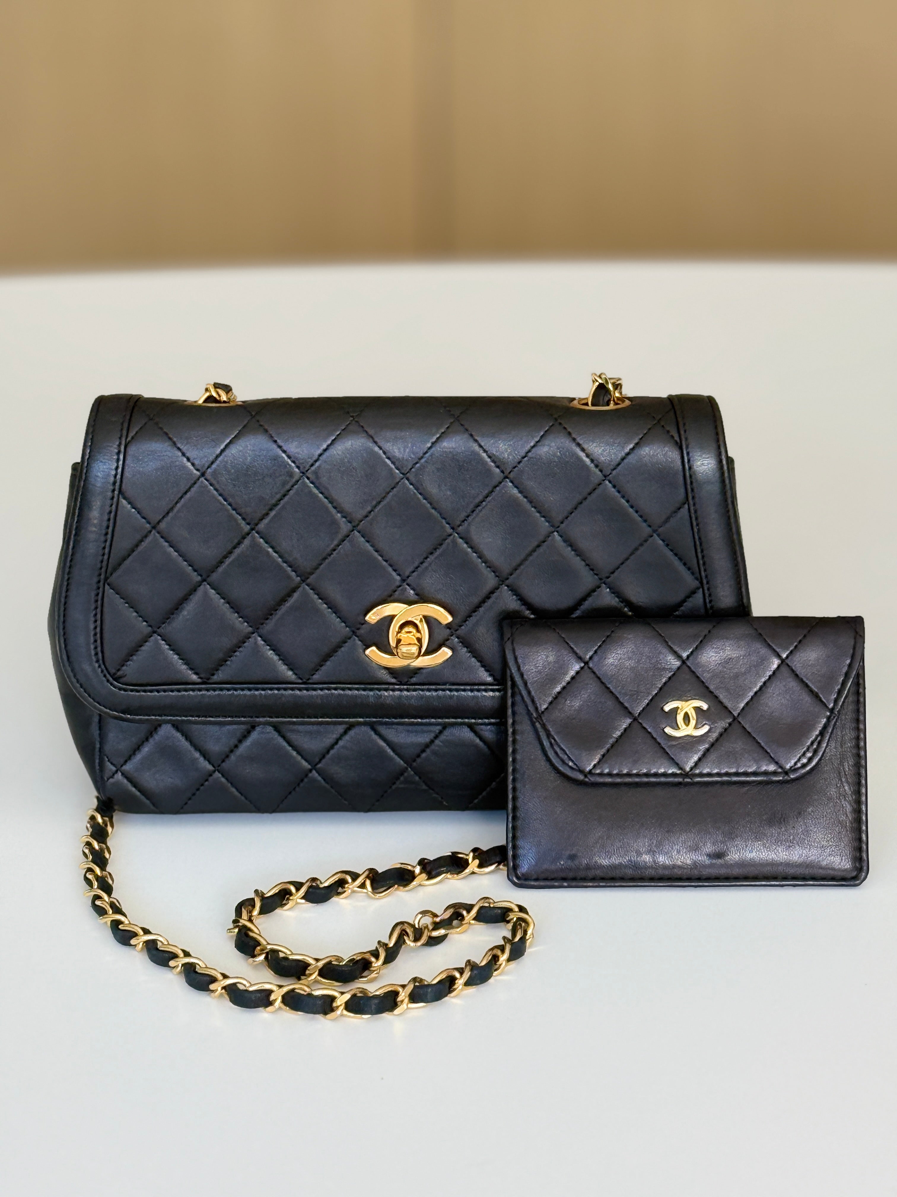 Pre-Owned Chanel  Rare Lambskin CC Chain Flap Bag Crossbody with Wallet - Authenticated