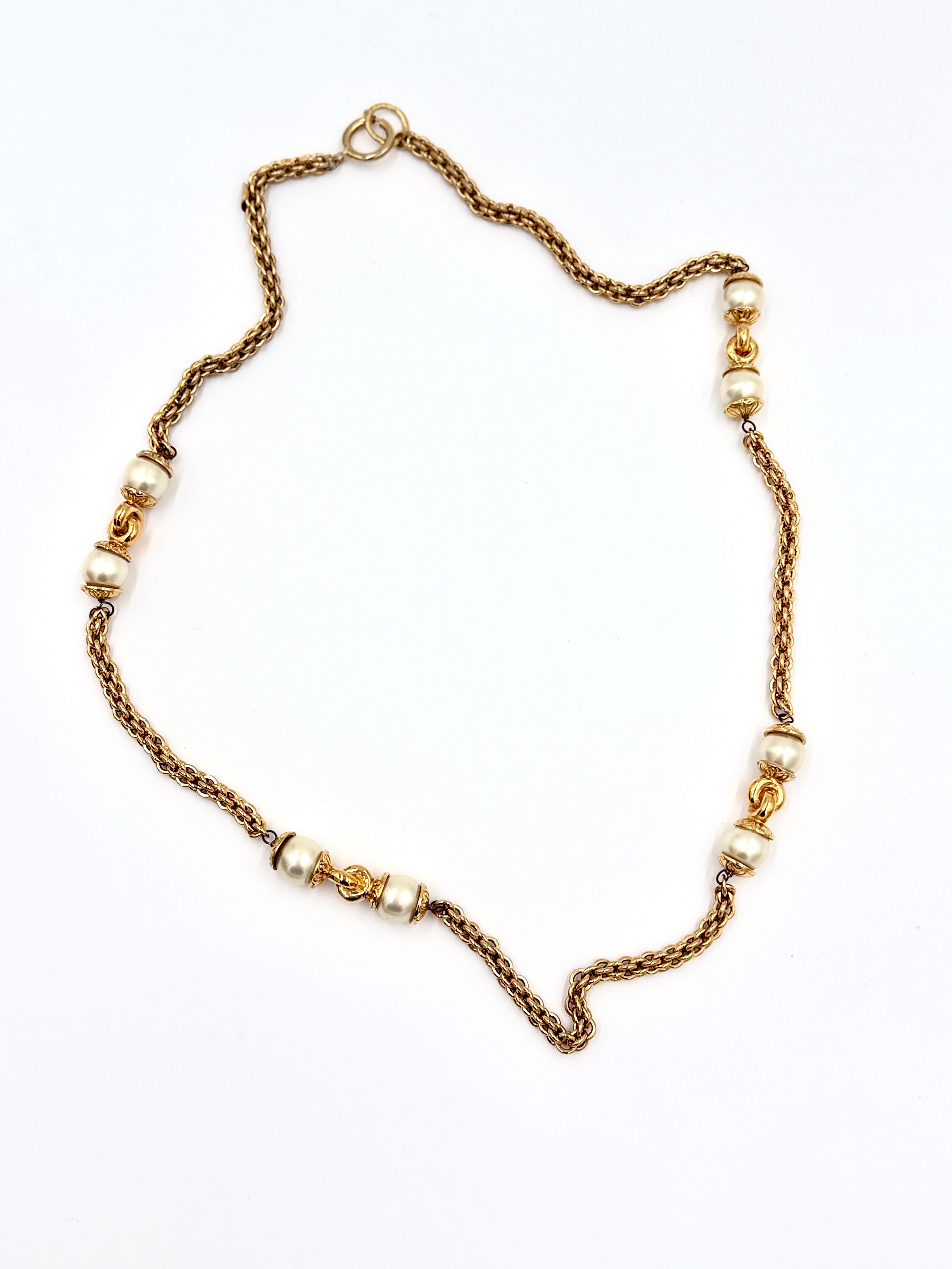 Chanel Faux South Sea Pearl and Chain Flapper Necklace - Pre Owned Authentic