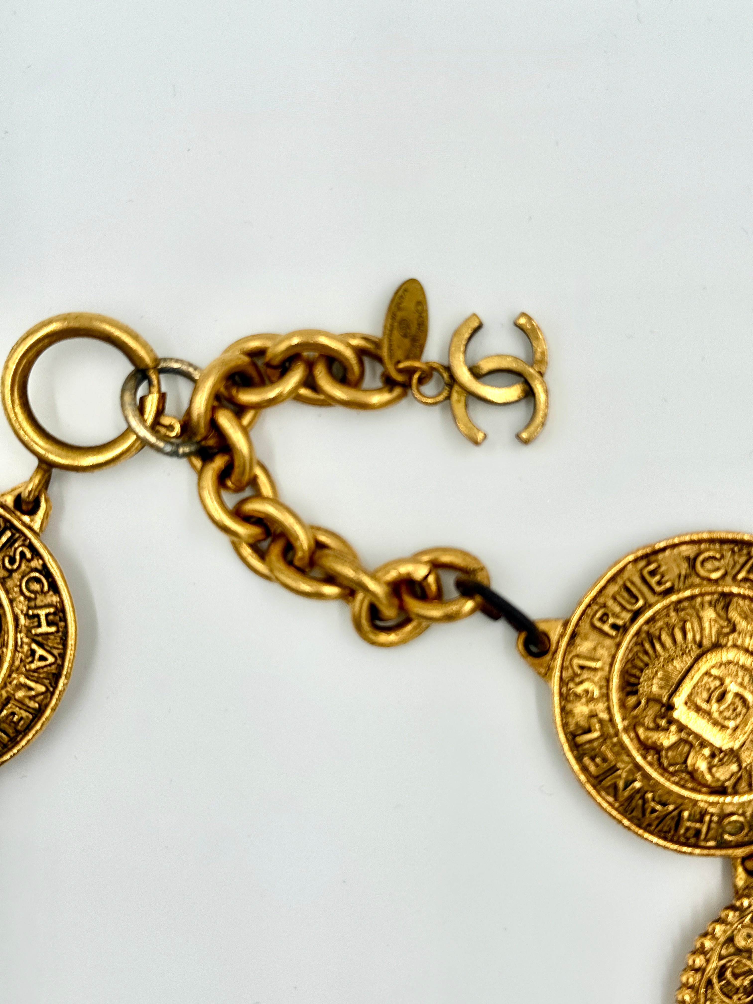 Chanel Vintage 31 Rue Cambon Medallion Necklace - Pre Owned Authentic