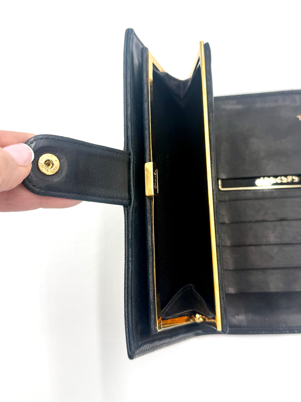 Pre-Owned Chanel Vintage CC Caviar Wallet - Authenticated