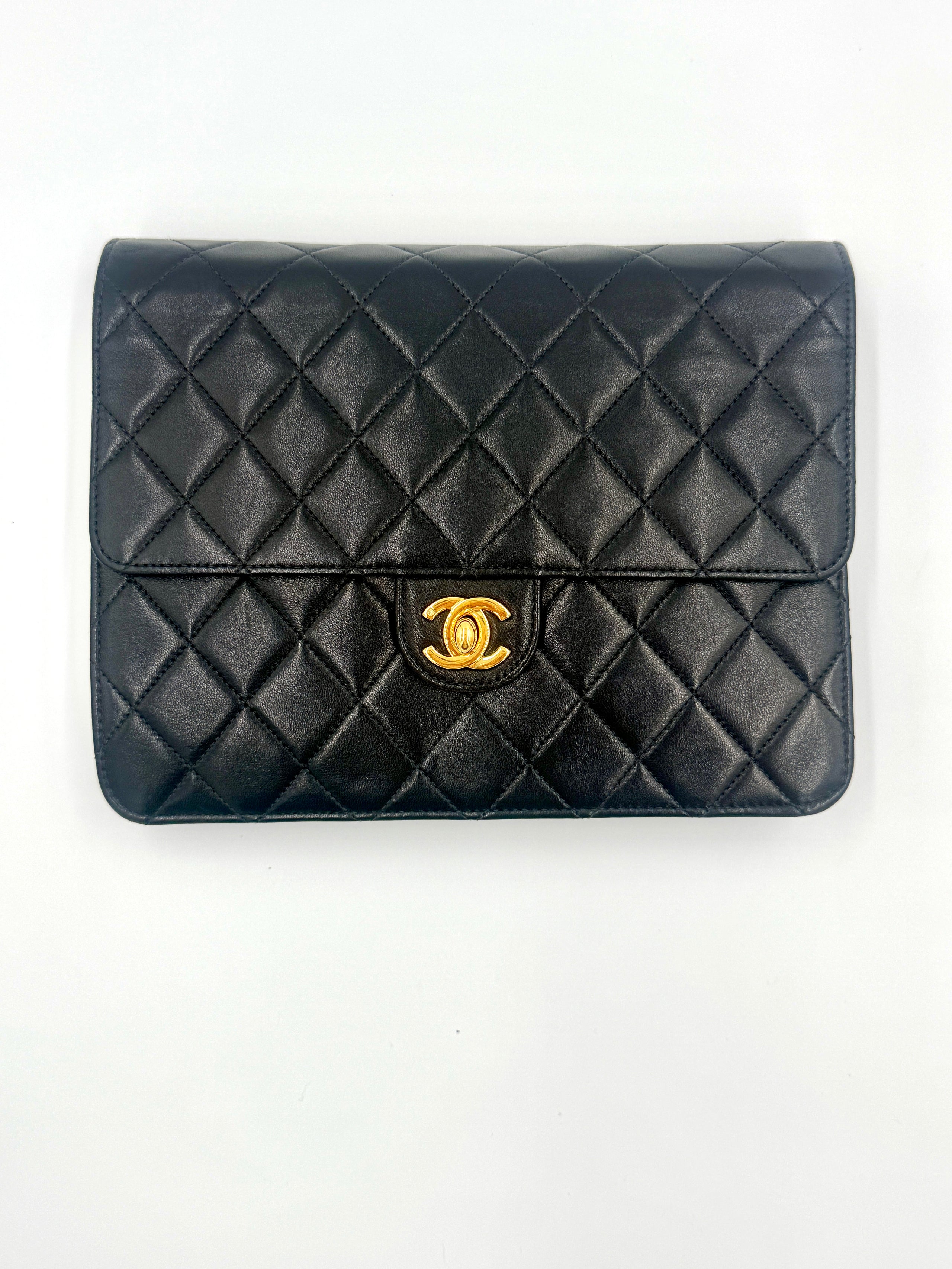 Pre-Owned Chanel Vintage Matelasse Single Flap Chain Shoulder Bag  Black Lambskin with Gold Hardware - Authenticated