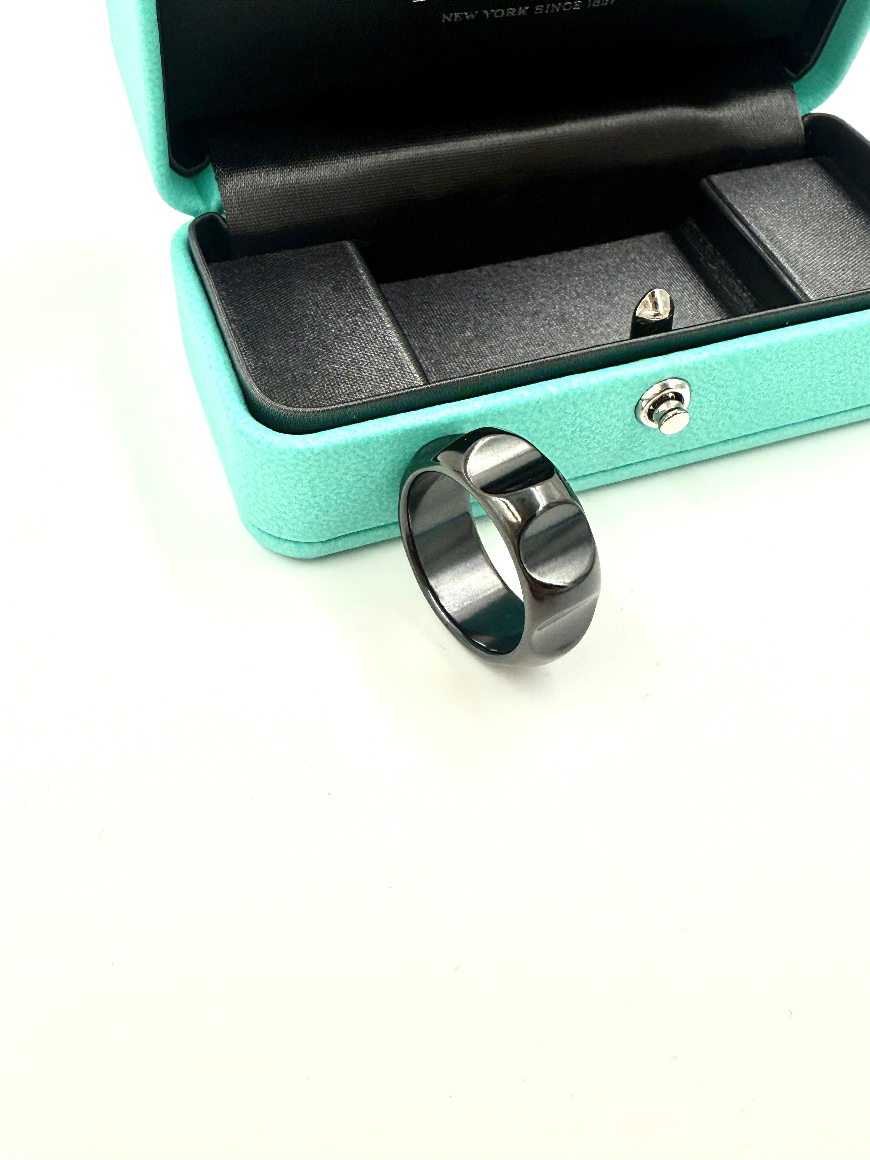 Tiffany & Co Black Titanium Paloma Picasso Groove Ring Band - Pre Owned Authentic