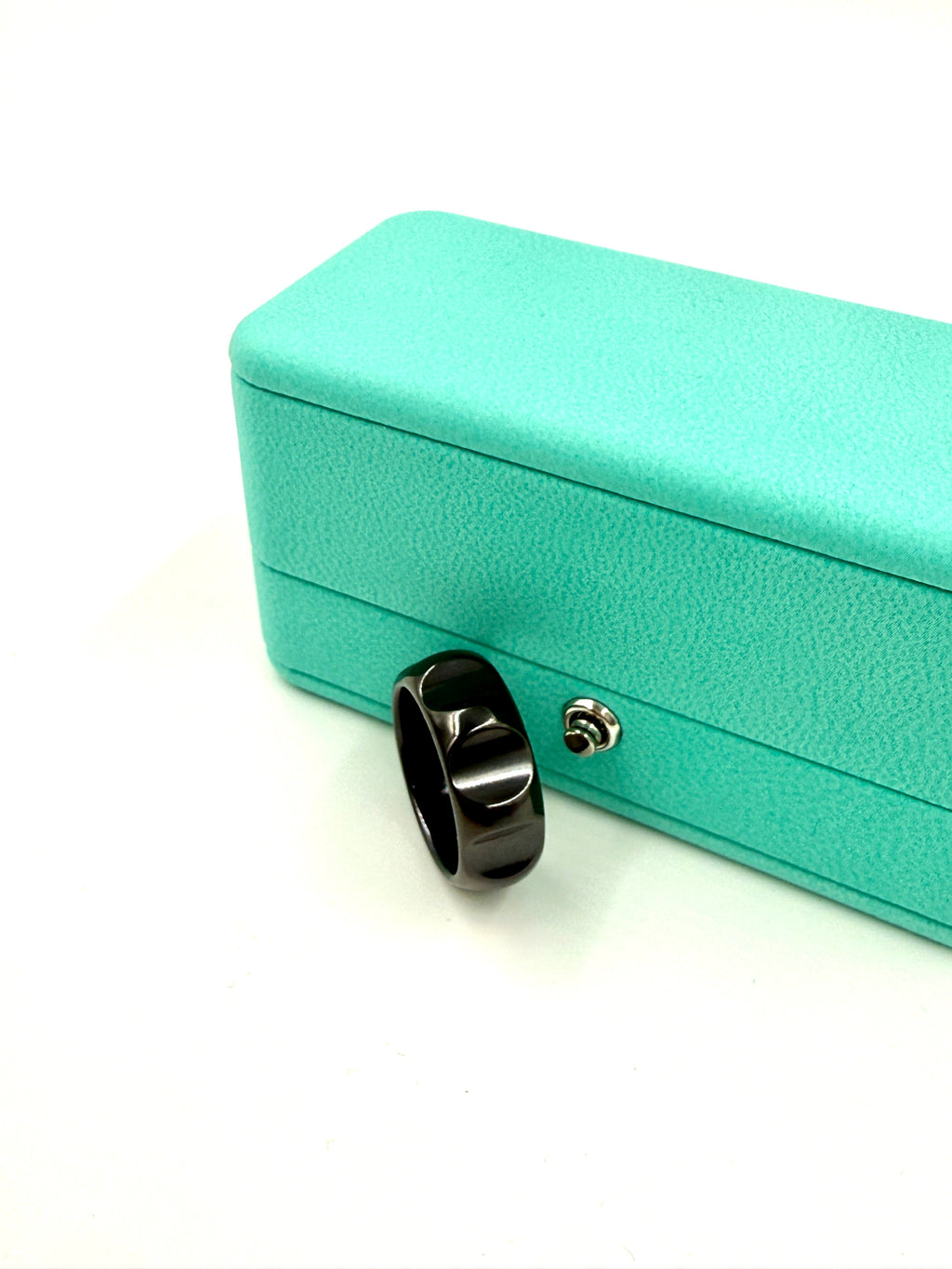 Tiffany & Co Black Titanium Paloma Picasso Groove Ring Band - Pre Owned Authentic