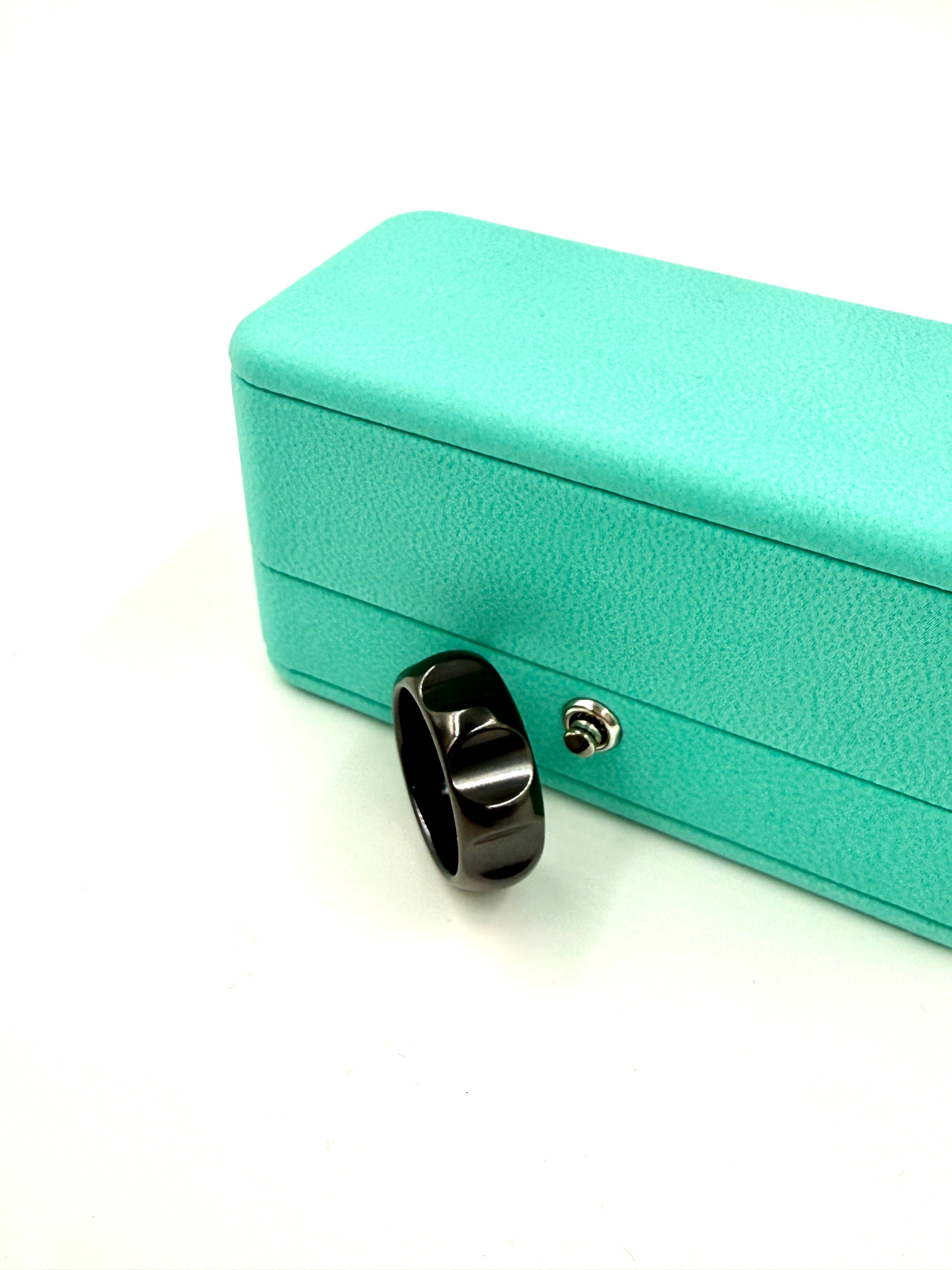 Tiffany & Co Black Titanium Paloma Picasso Groove Ring Band - Pre Owned Authentic