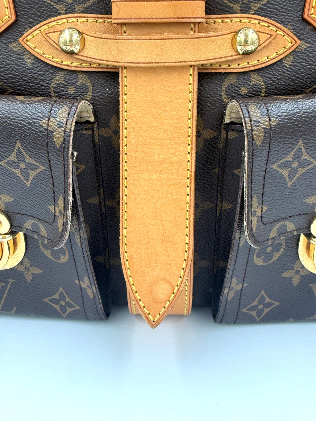 Louis Vuitton Monogram Canvas Manhattan GM - Pre Owned Authentic