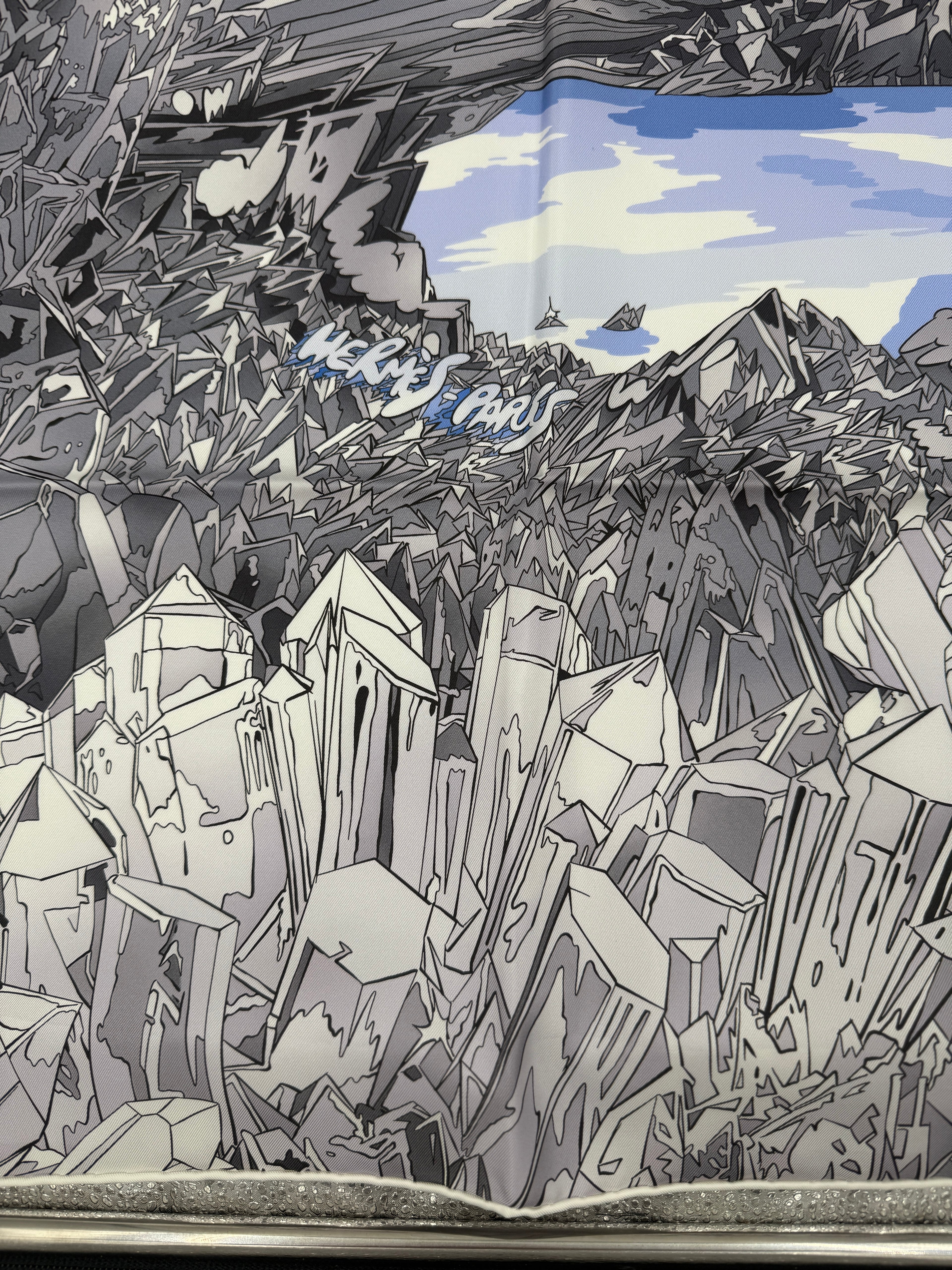 Hermès Silk Twill Scarf "La Vallée de Cristal" Unicorn Gray Unused with Box and Tags